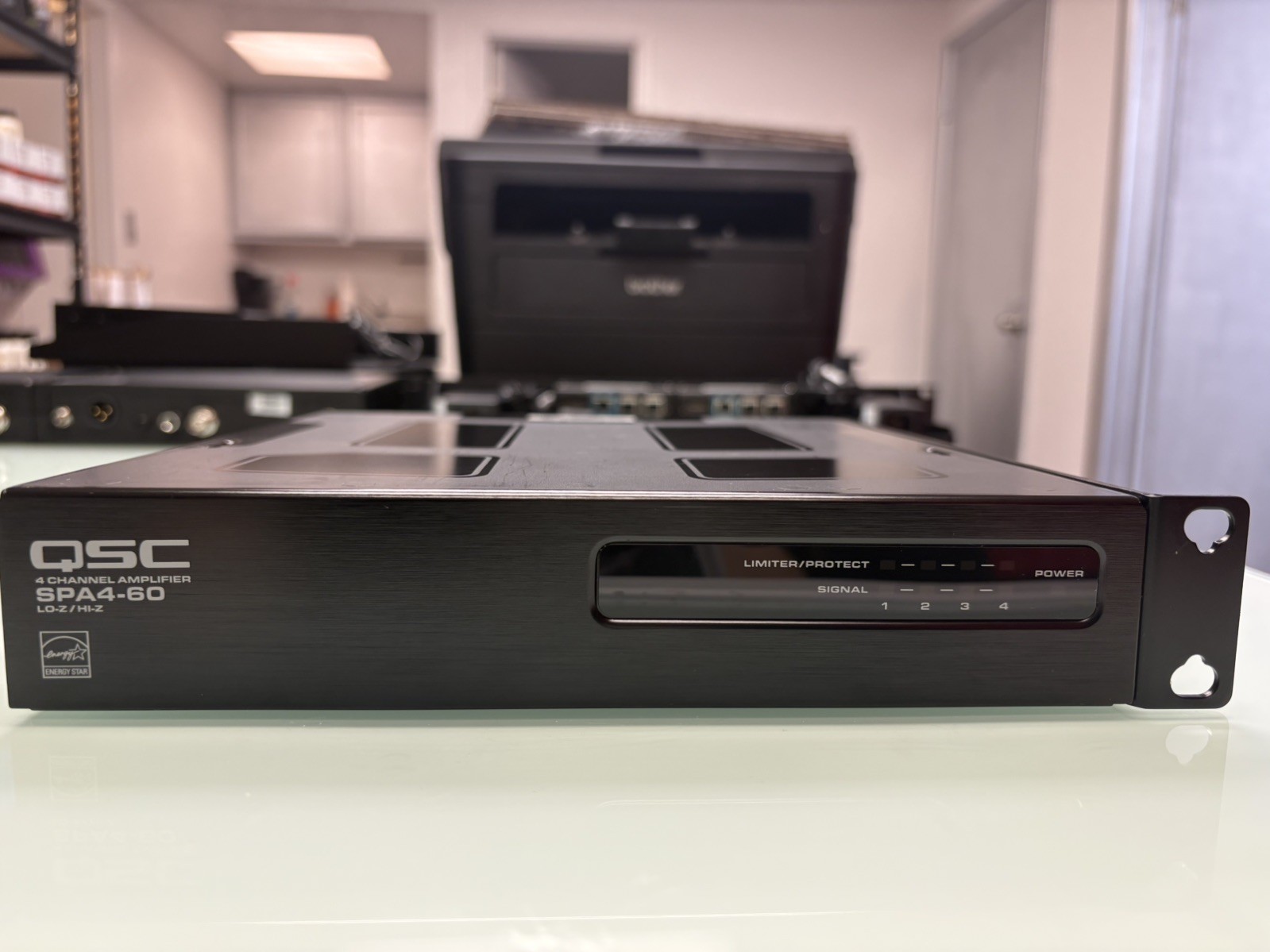 QSC SPA4-60 4-Channel Compact Power Amplifier