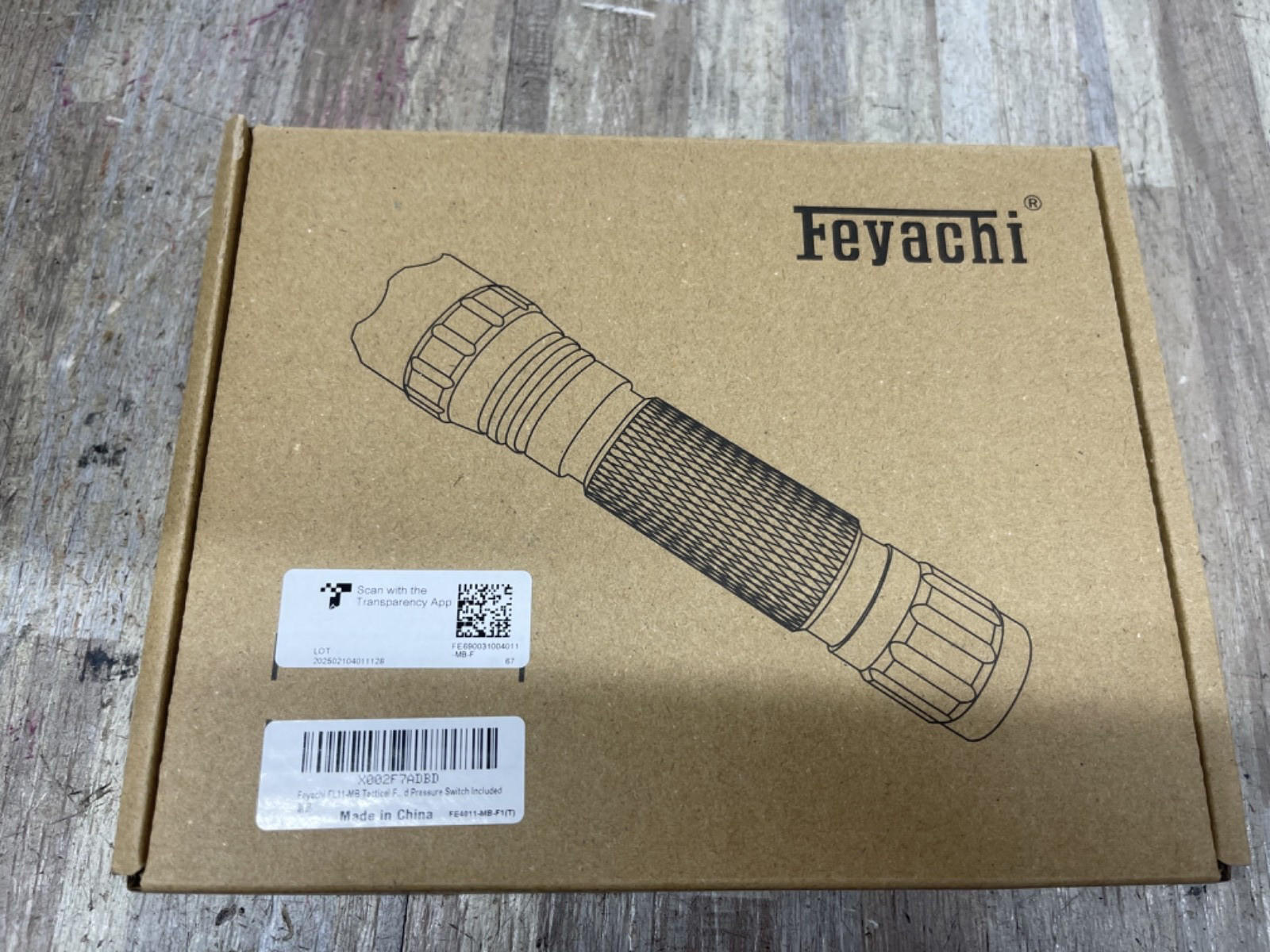 Feyachi FL11 -MB  PRESSURE SWITCH TWO BATTERY CHARGER Flashlight  NEW