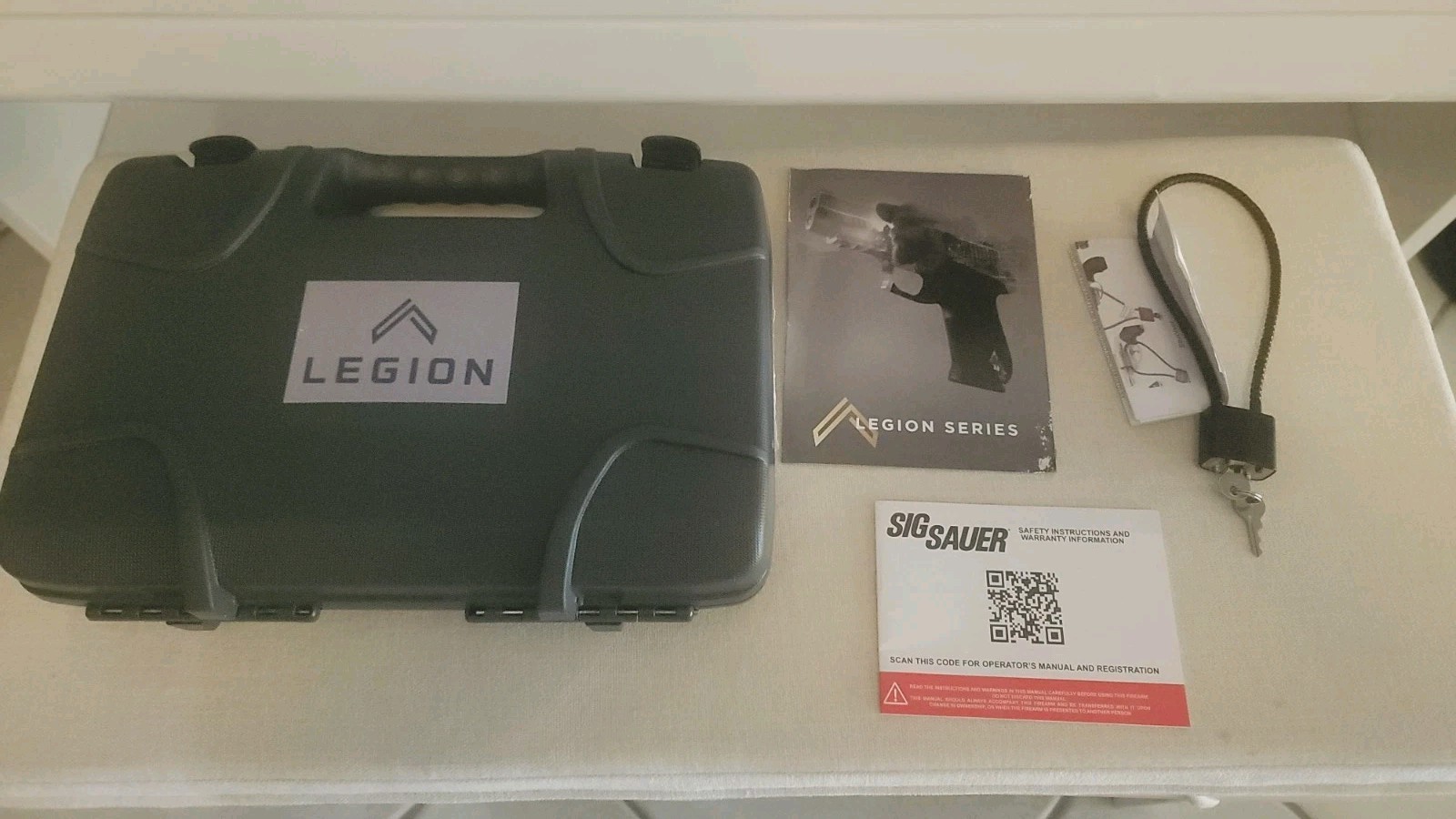 SIG SAUER LEGION Series P226 P229 Factory Polymer LARGE HARD CASE STORAGE BOX