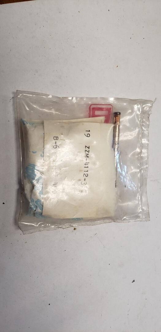 amphenol ZZM-4112-36L / ZZM411236L *new factory sealed package* connector pin