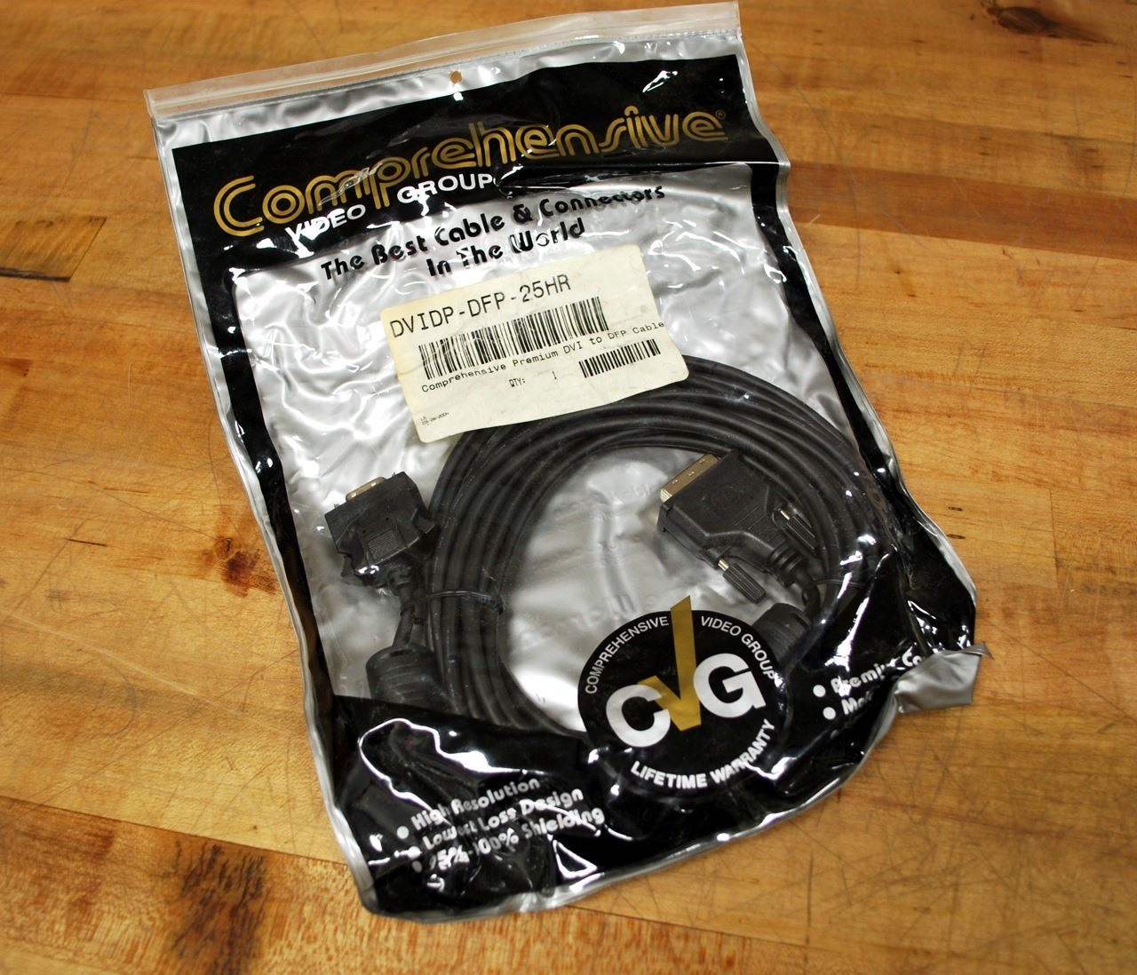 Comprehensive DVIDP-DFP-25HR Premium DVT to DFP Cable 25FT, DVIDPDFP25HR - NEW