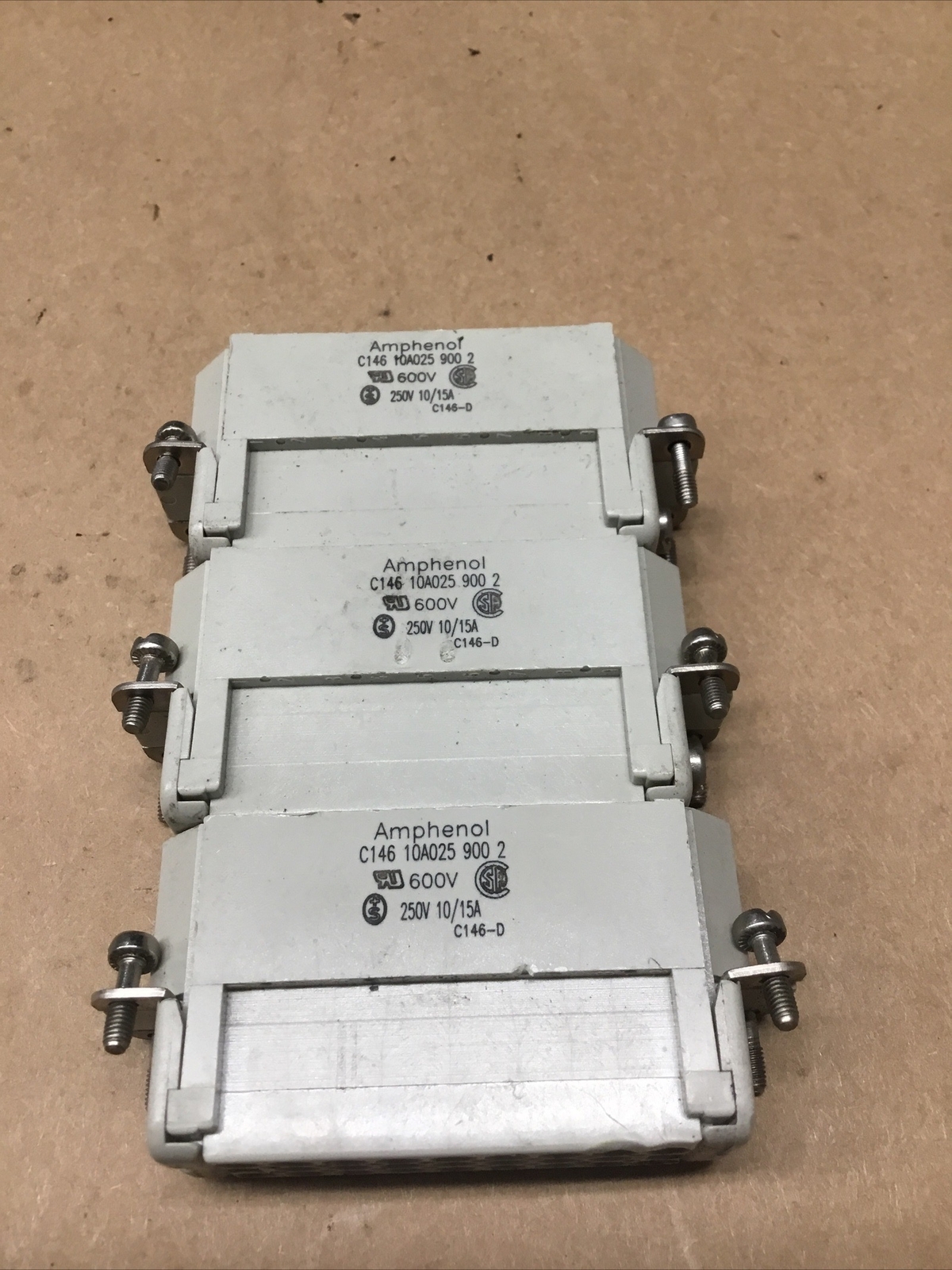 LOT OF 3 AMPHENOL C146 10A025 900 2 FEMALE CONTACT INSERT 600V 15A #720K144