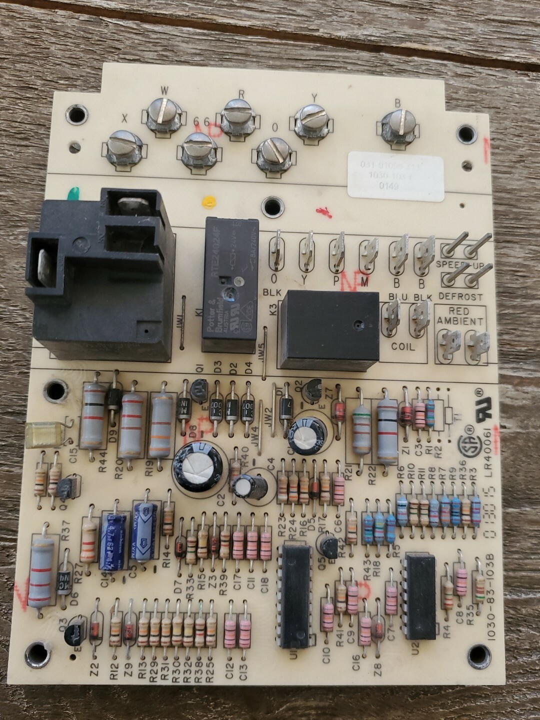 York 031-01098-711 Control board 1030-83-103B 92 12 15