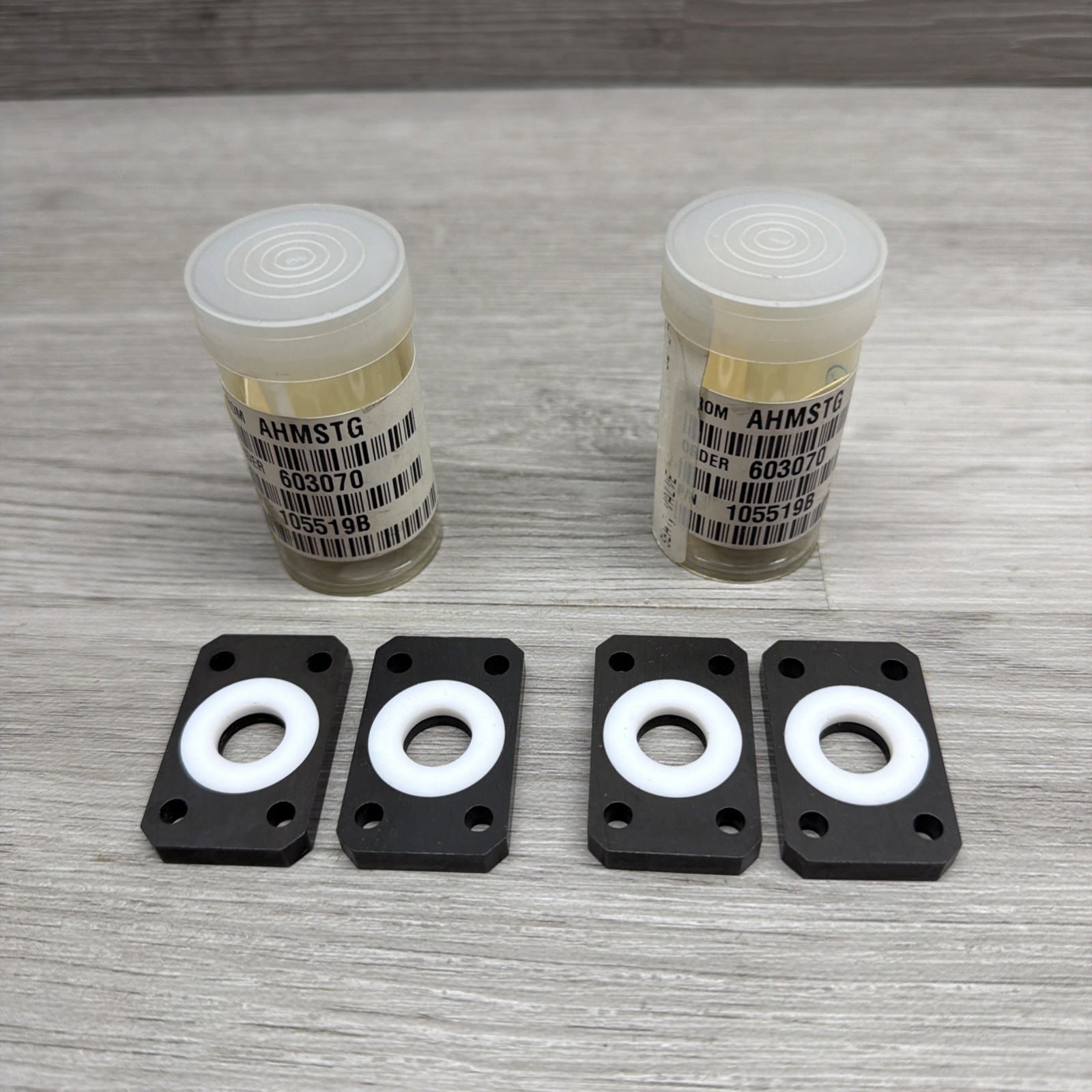 Lot Of 2 Sets Nordson 105519B Valve Seat Kit, New