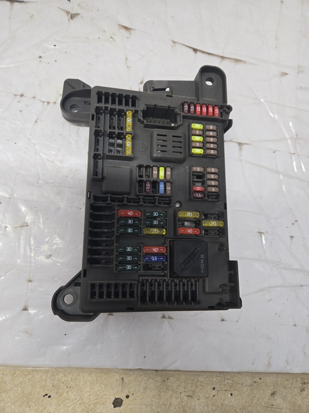 07-13 BMW X5 Interior Fuse relay Box, Cabin located