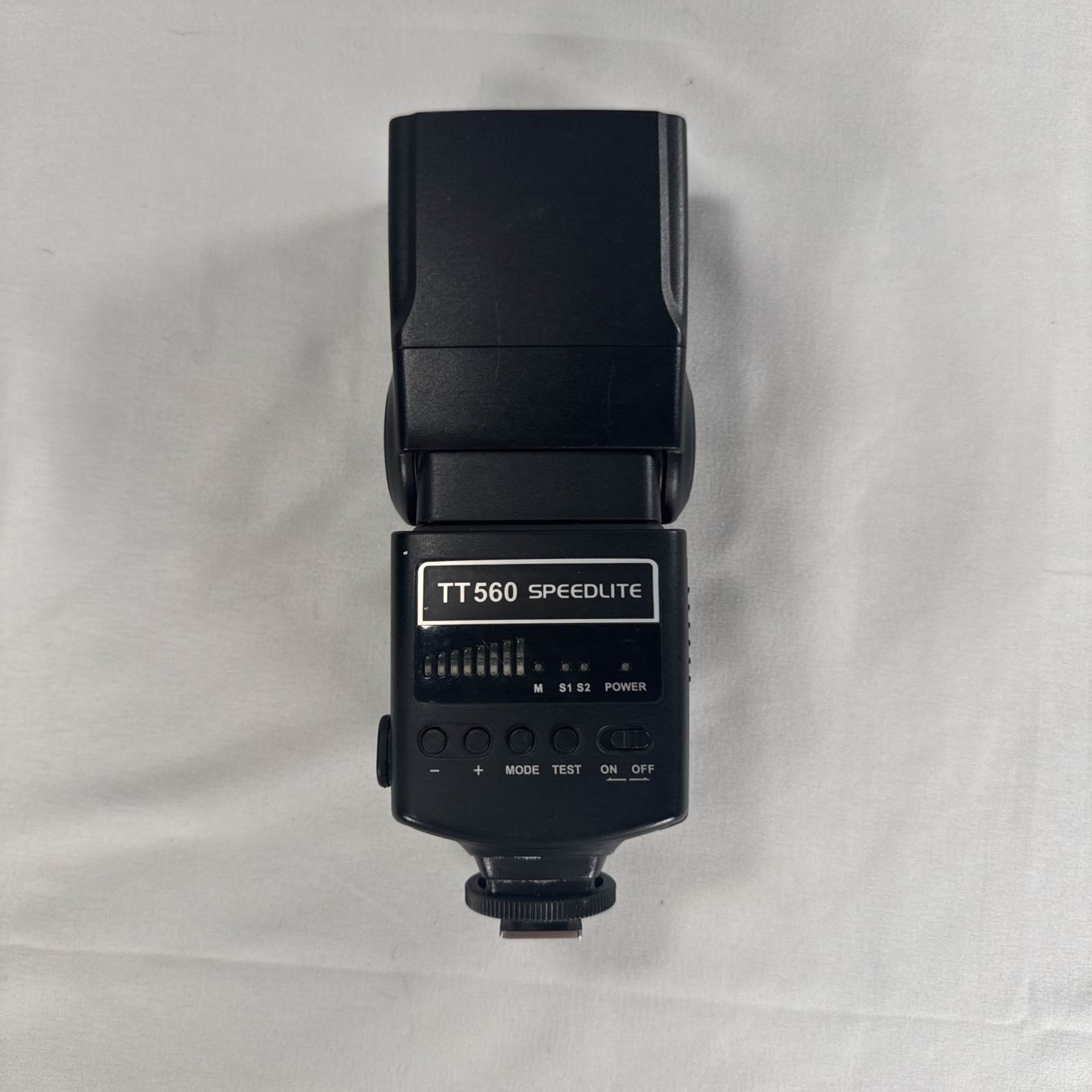 Neewer TT560 Flash Speedlite - One Owner, Professionally Maintained