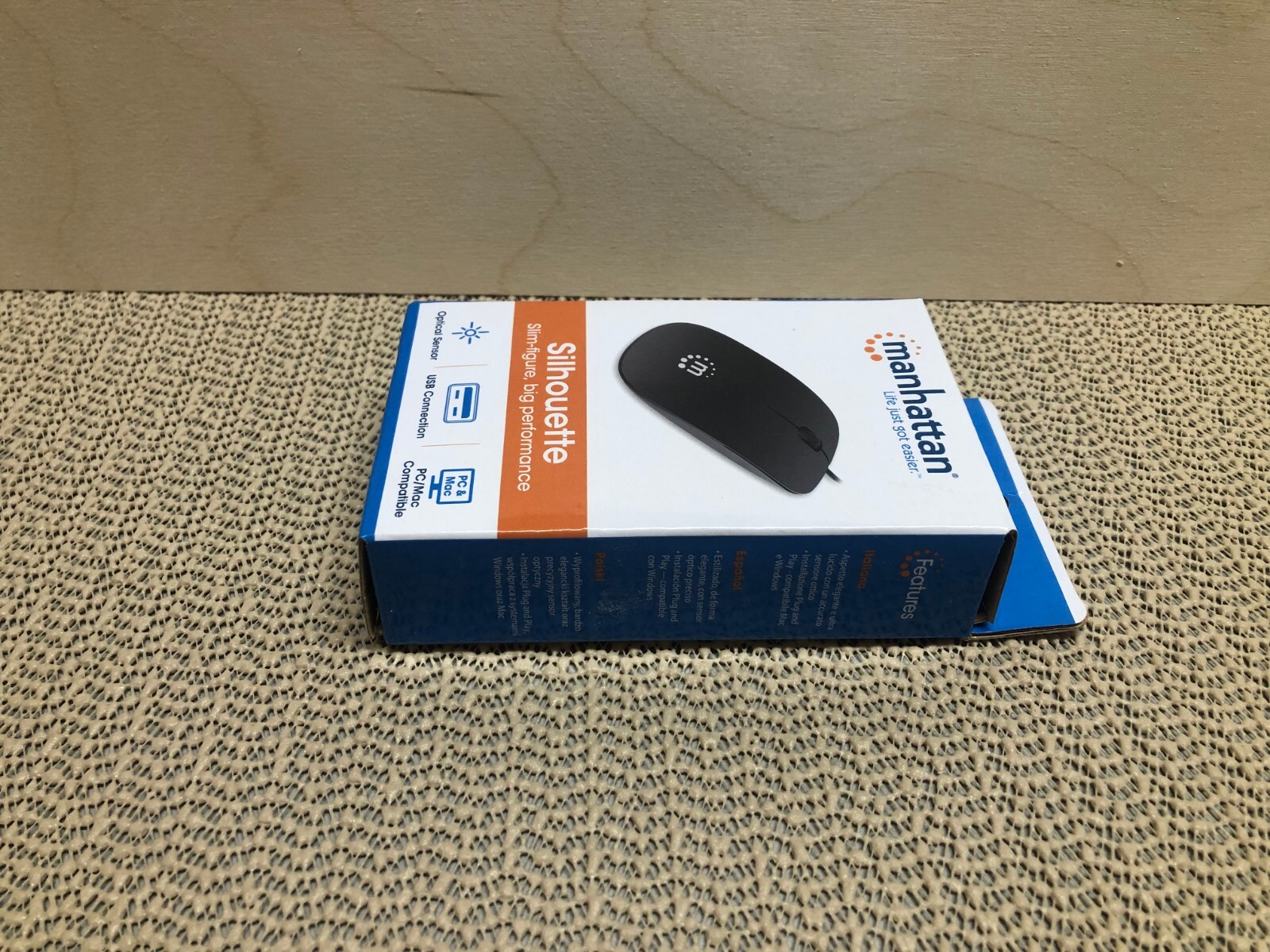 Manhattan Silhouette Optical USB Mouse Black New 177658 PC MAC Compatible