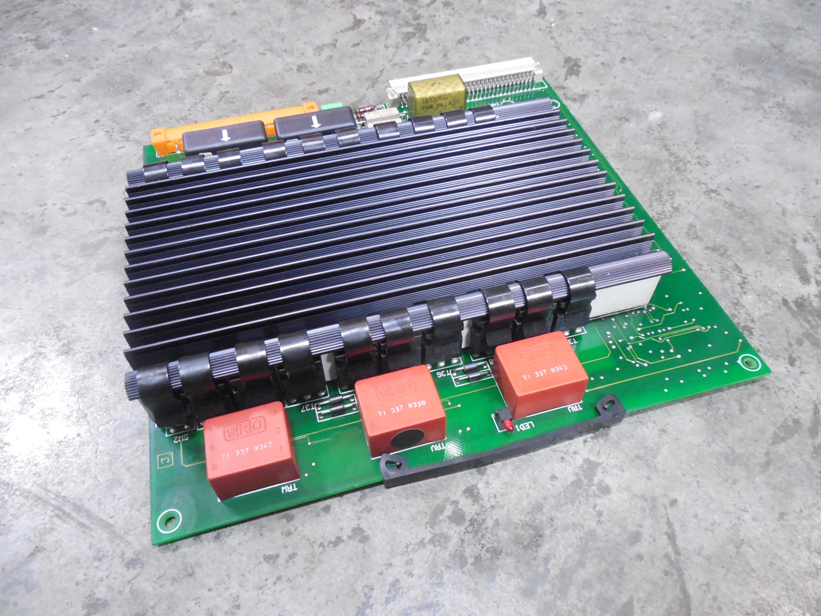 USED ABB DSQC 236G Servo Drive Unit YB560103-CD/22