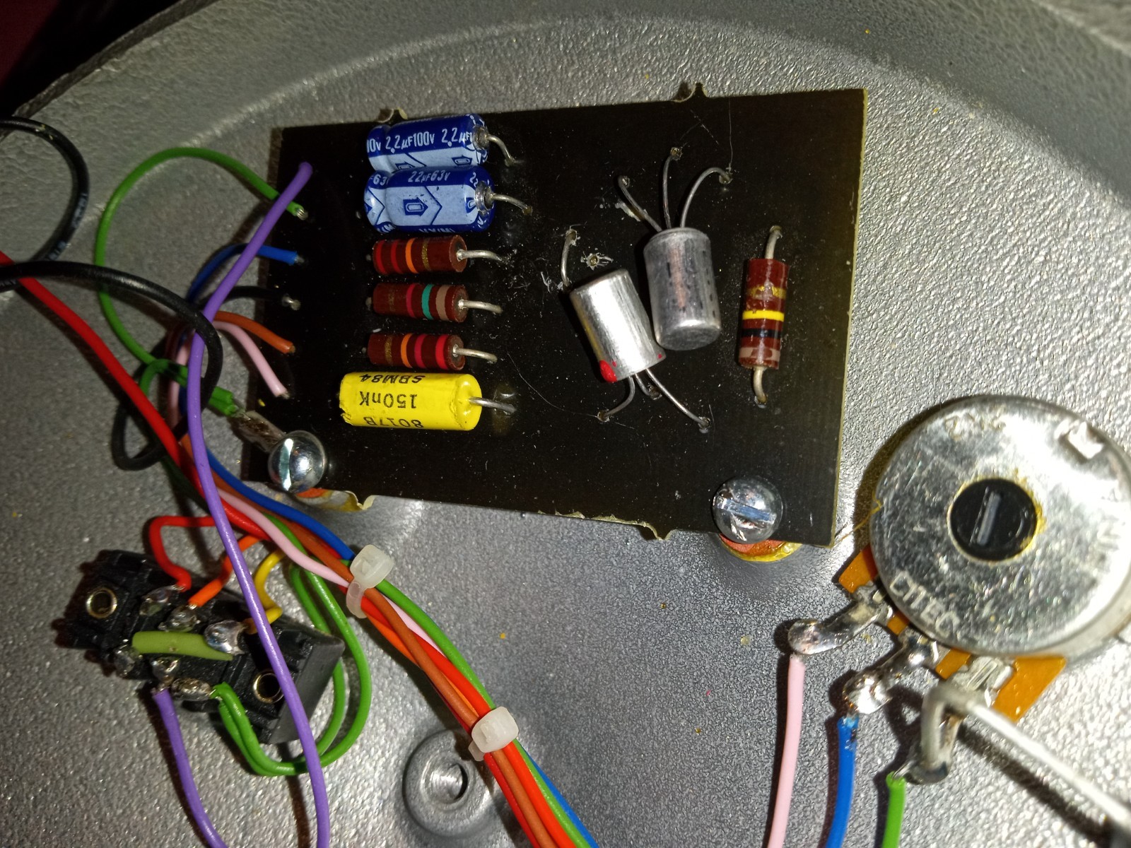 Dallas Arbiter fuzz face Cornell pedal