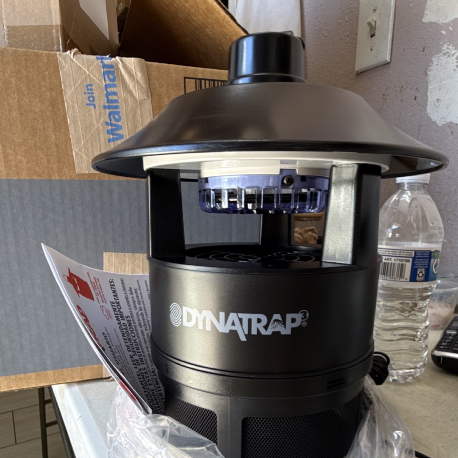 DynaTrap DT160SR Electric Insect Trap Black Indoor Outdoor Mosquito All-Weather