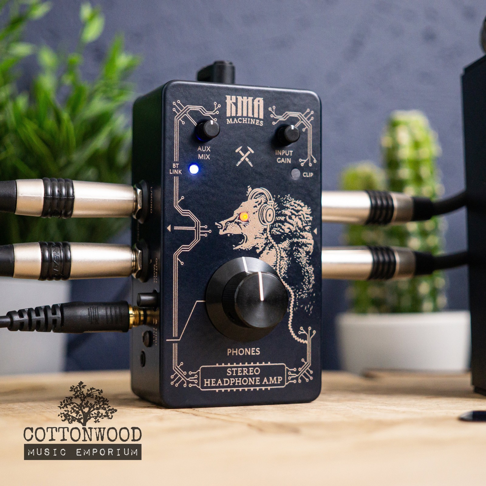 KMA Machines Stereo Headphone Amp