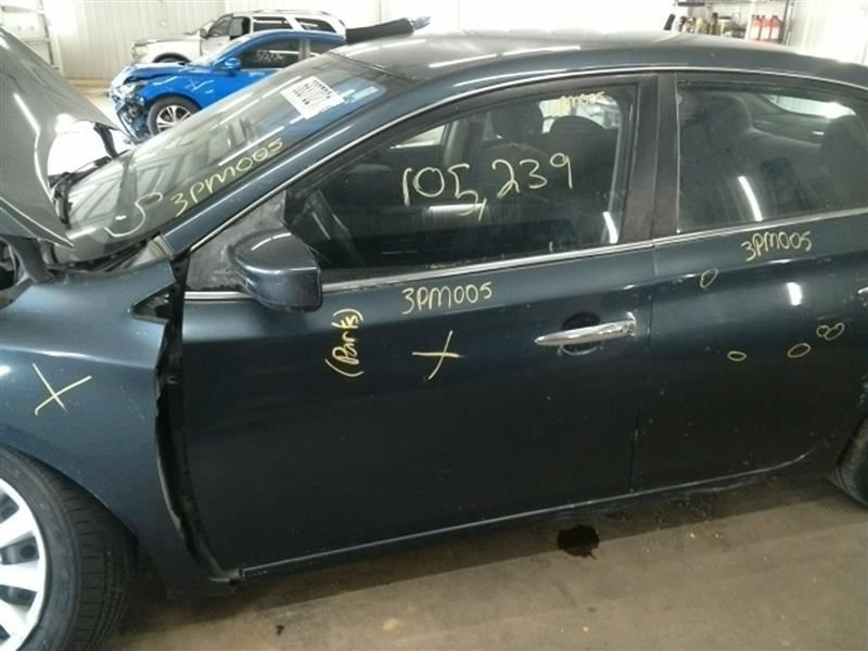 Passenger Right Front Spindle/Knuckle Fits 11-25 LEAF 104441518