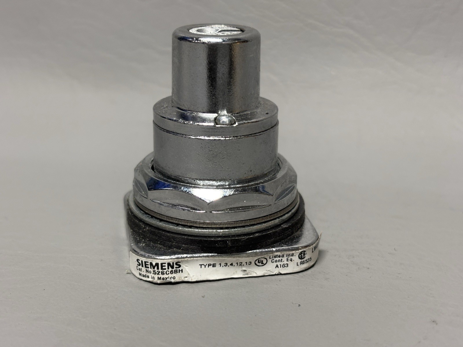 SIEMENS 52SC68H KEYED SELECTOR SWITCH CONTROL NO KEY