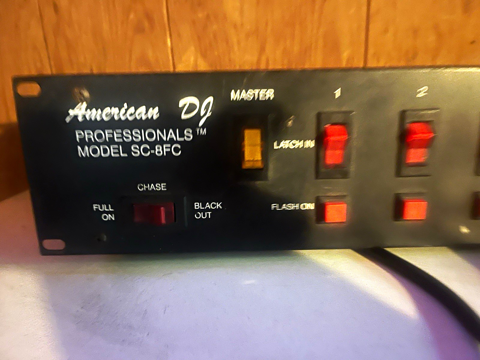 American DJ SC-8FC 8-Channel Switch Controller Rack Mountable Blackout Switch
