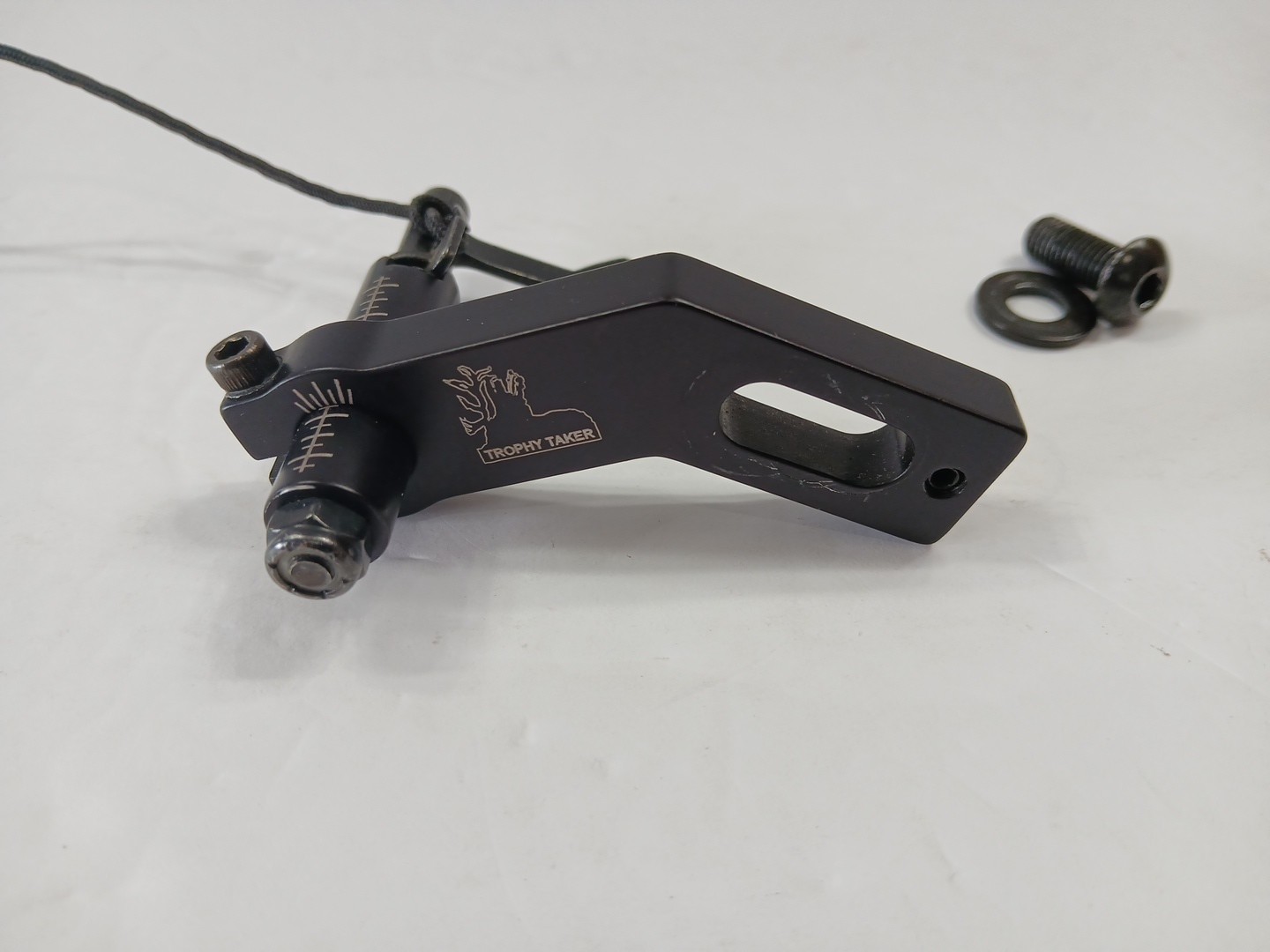 TROPHY TAKER DROP AWAY RIGHT HAND ARROW REST BLACK