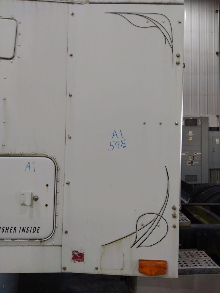 For 1996 FREIGHTLINER FLD112 SLEEPER FAIRING Left ,  MN