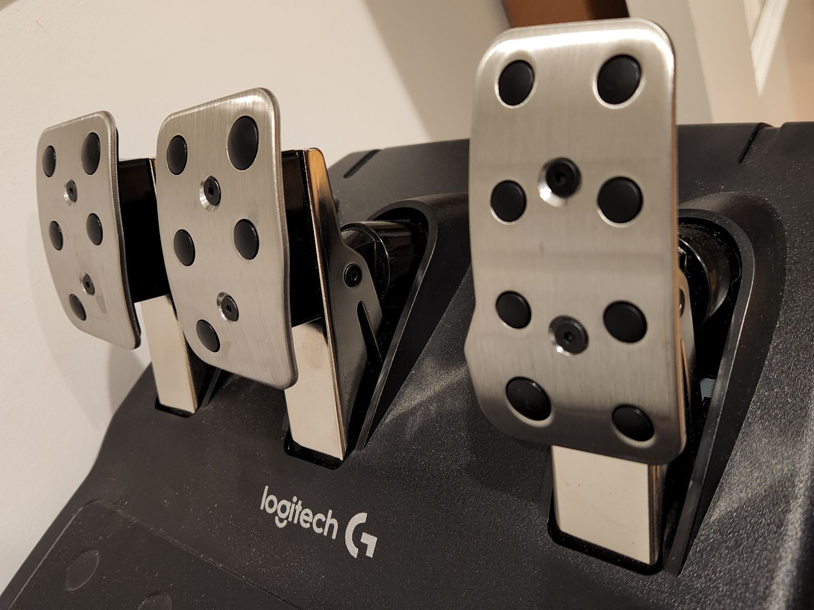 Logitech G29 G920 PEDALS ONLY *MINT Condition* open box never used TESTED WORKIN