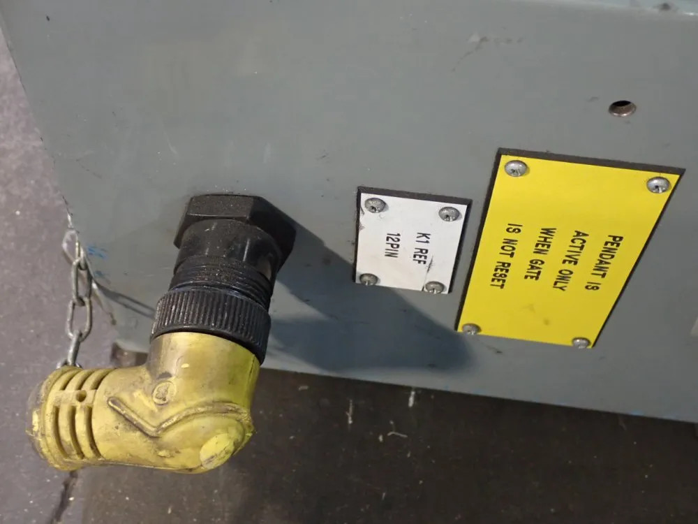 SQUARE D CONTROL PANEL 08251472344