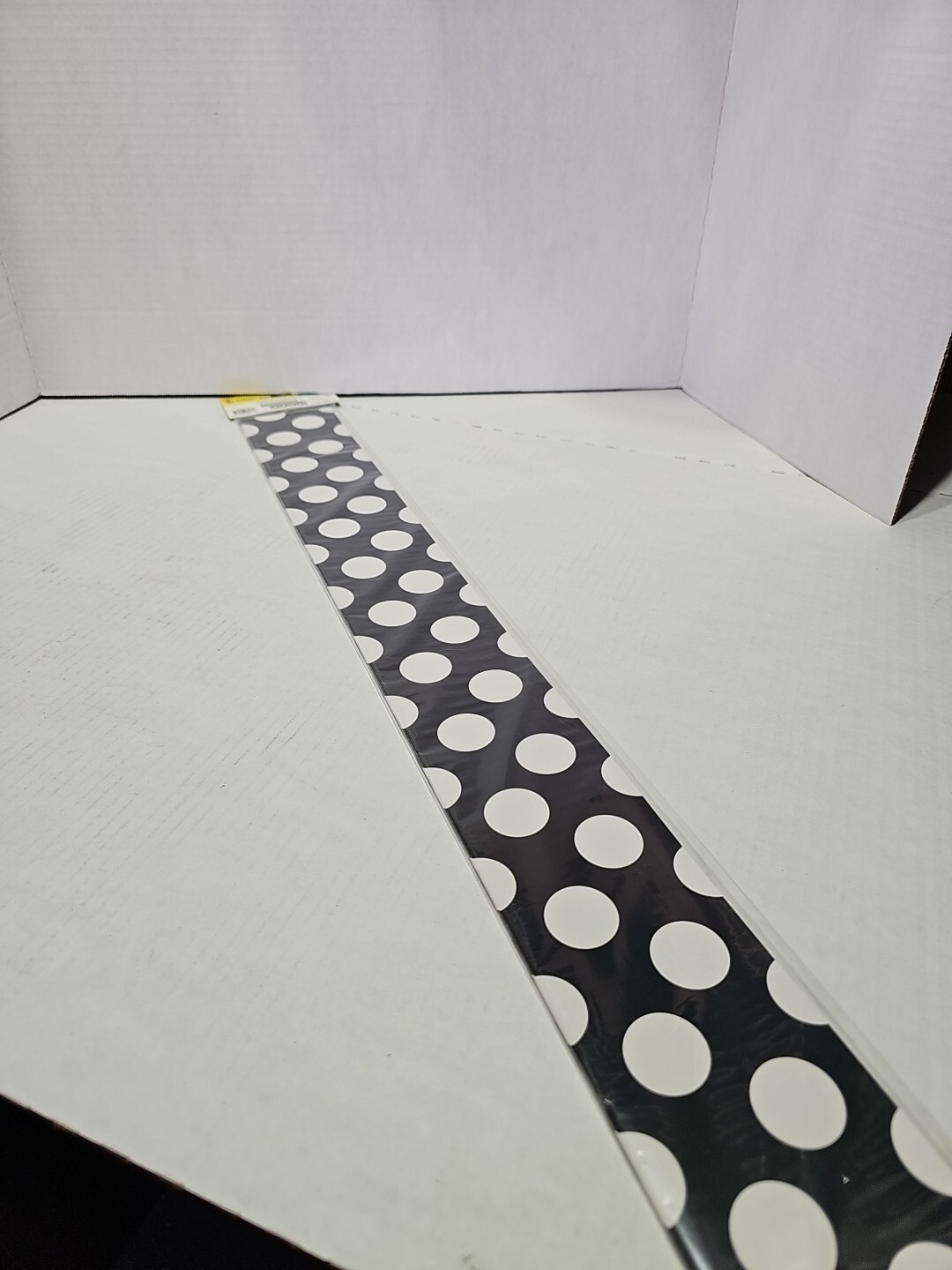Teacher Created Resources Black & White Chevron / Black With White Dots 3" X 36'