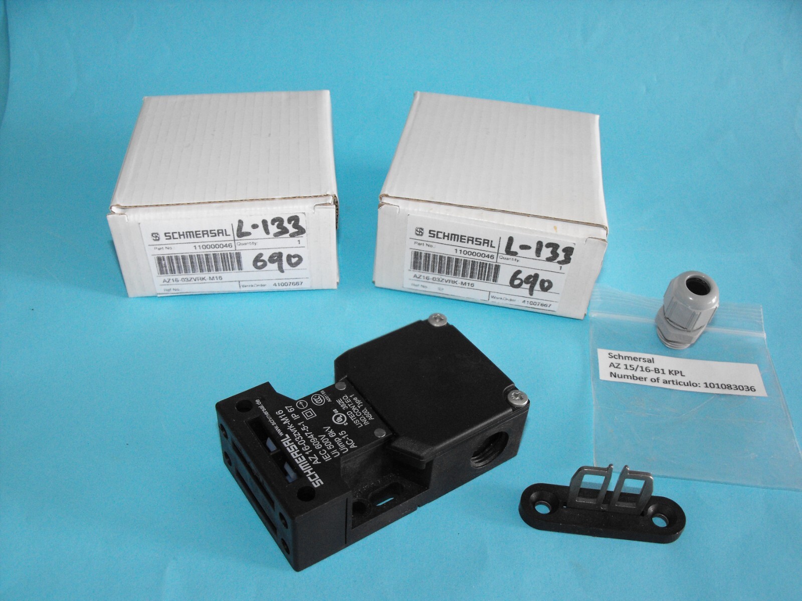 SCHMERSAL AZ16-03ZVRK-M16+AZ15/16-B1 KPL.Safety door switch.NEW