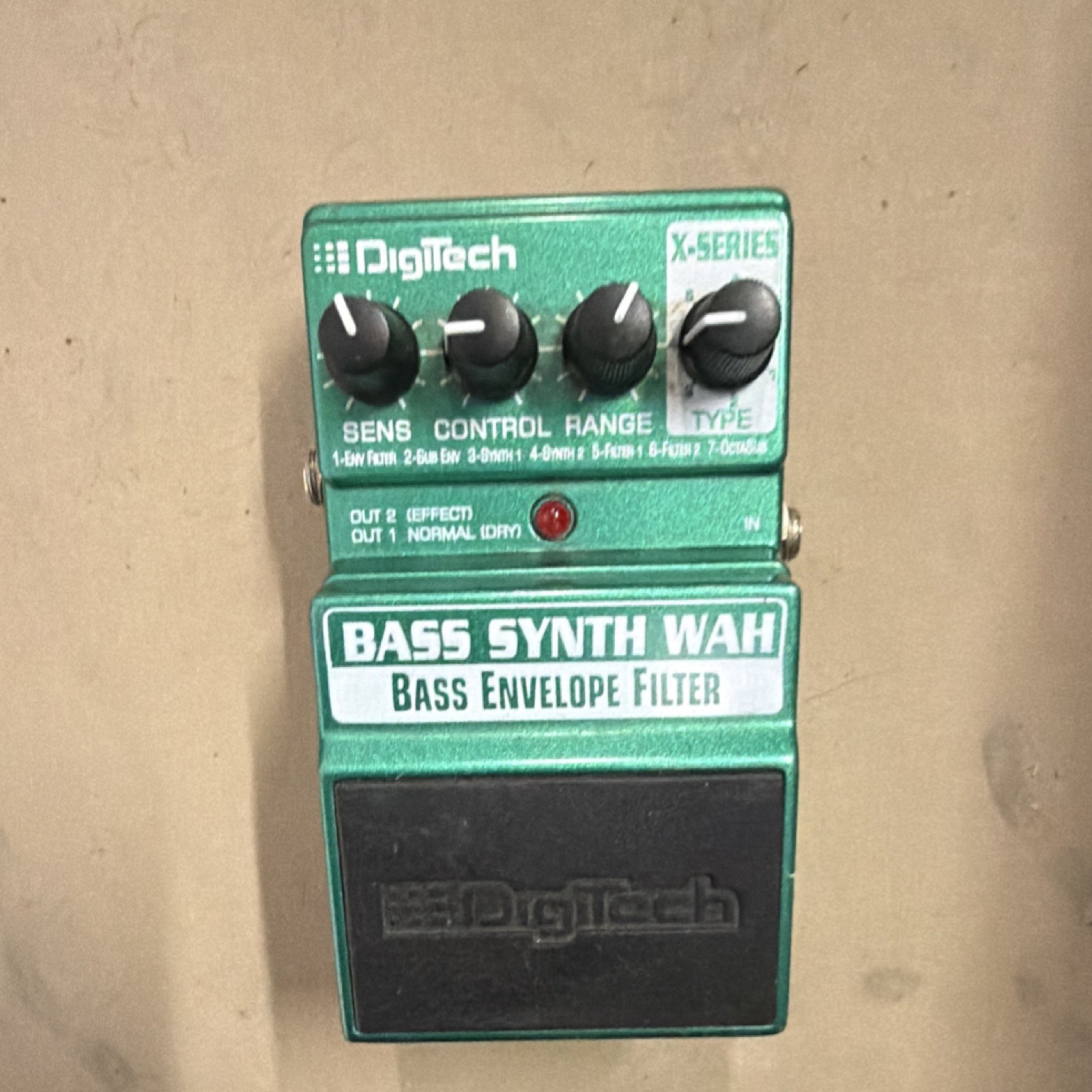 DigiTech Bass Synth Wah Synth Wah Envelope Filter Pedal for Bass Guitar