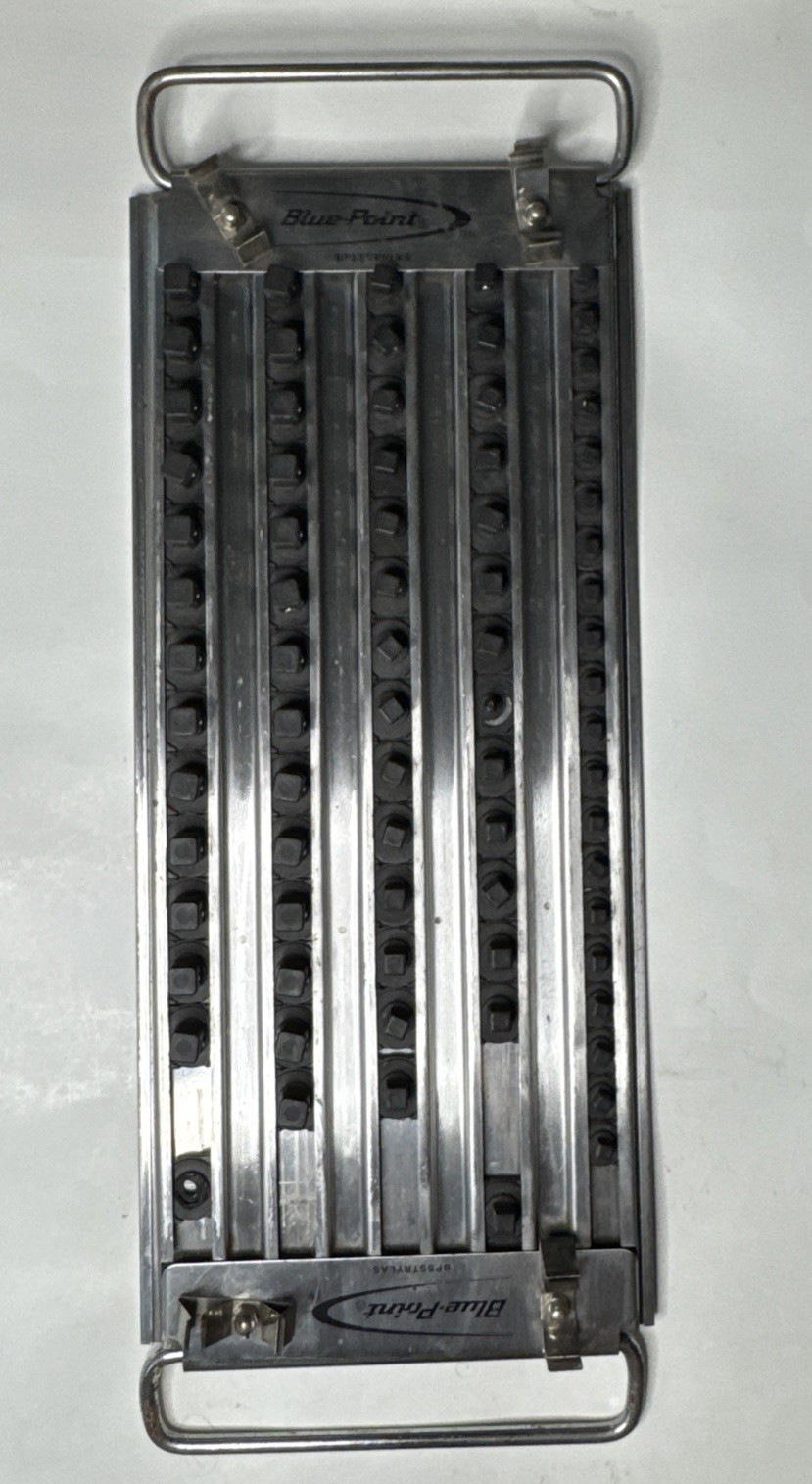 BLUE POINT 20" Combination Drive Size Lock-A-Socket Tray - BPSSTRYLAS