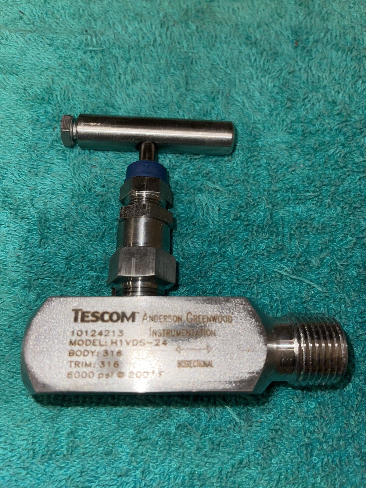 Anderson Greenwood Needle Valve 1/4in FNPT X 1/2in MNPT 6000psi (H1VDS-24)