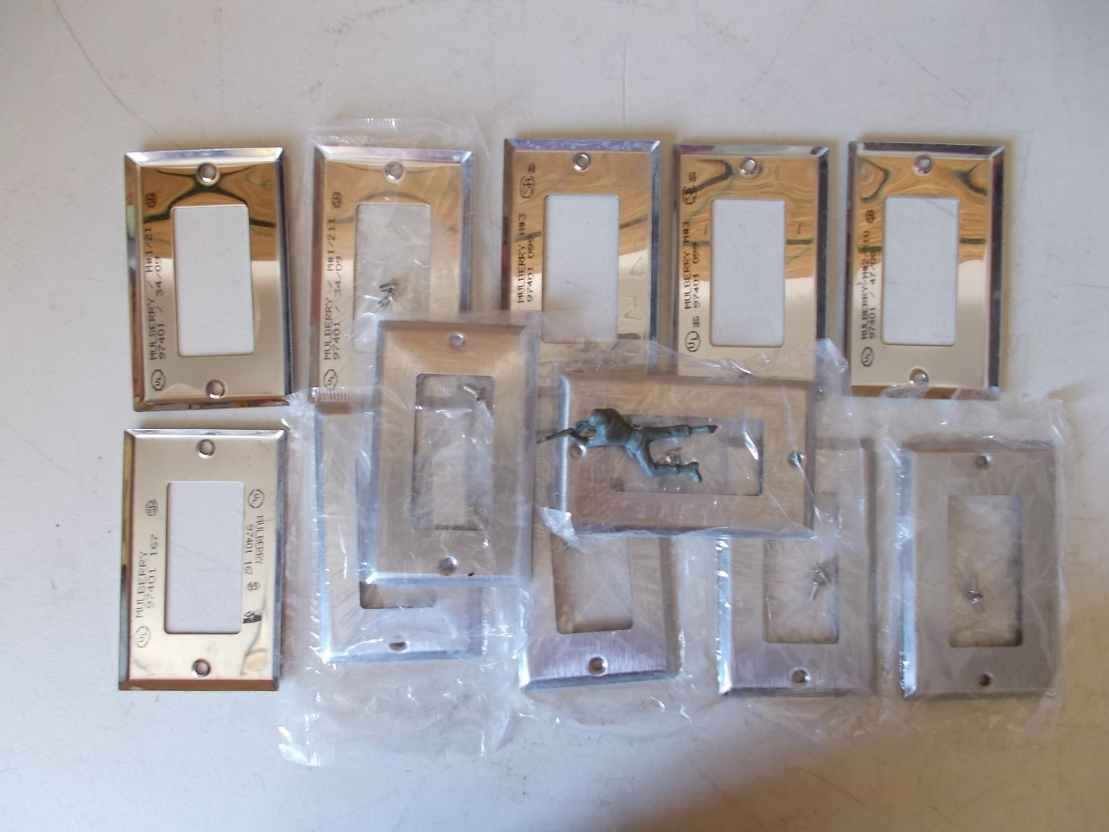 Mulberry 97401 Steel Wall Plates, Lot of 12 *FREE SHIPPING*