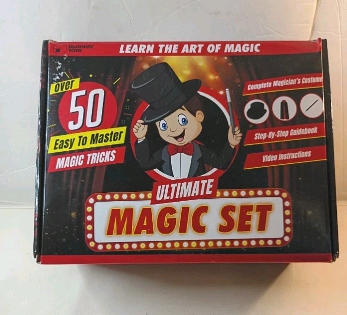 BLOONSY TOYS Ultimate Magic Learning Set 50 Magic Tricks Ages 8+ NOB