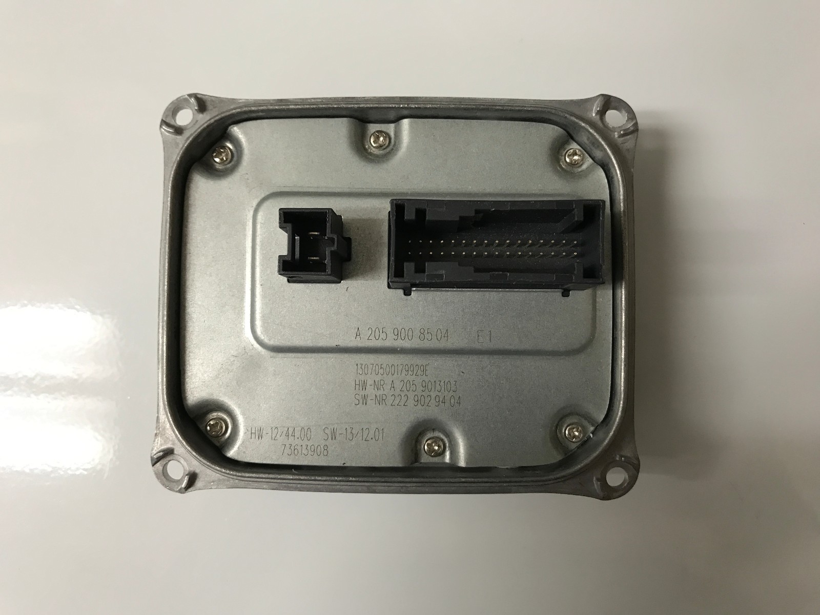 NEW FOR 2015-2018 MERCEDES W205 C CLASS LED BALLAST UNIT CONTROL OEM A2059005010