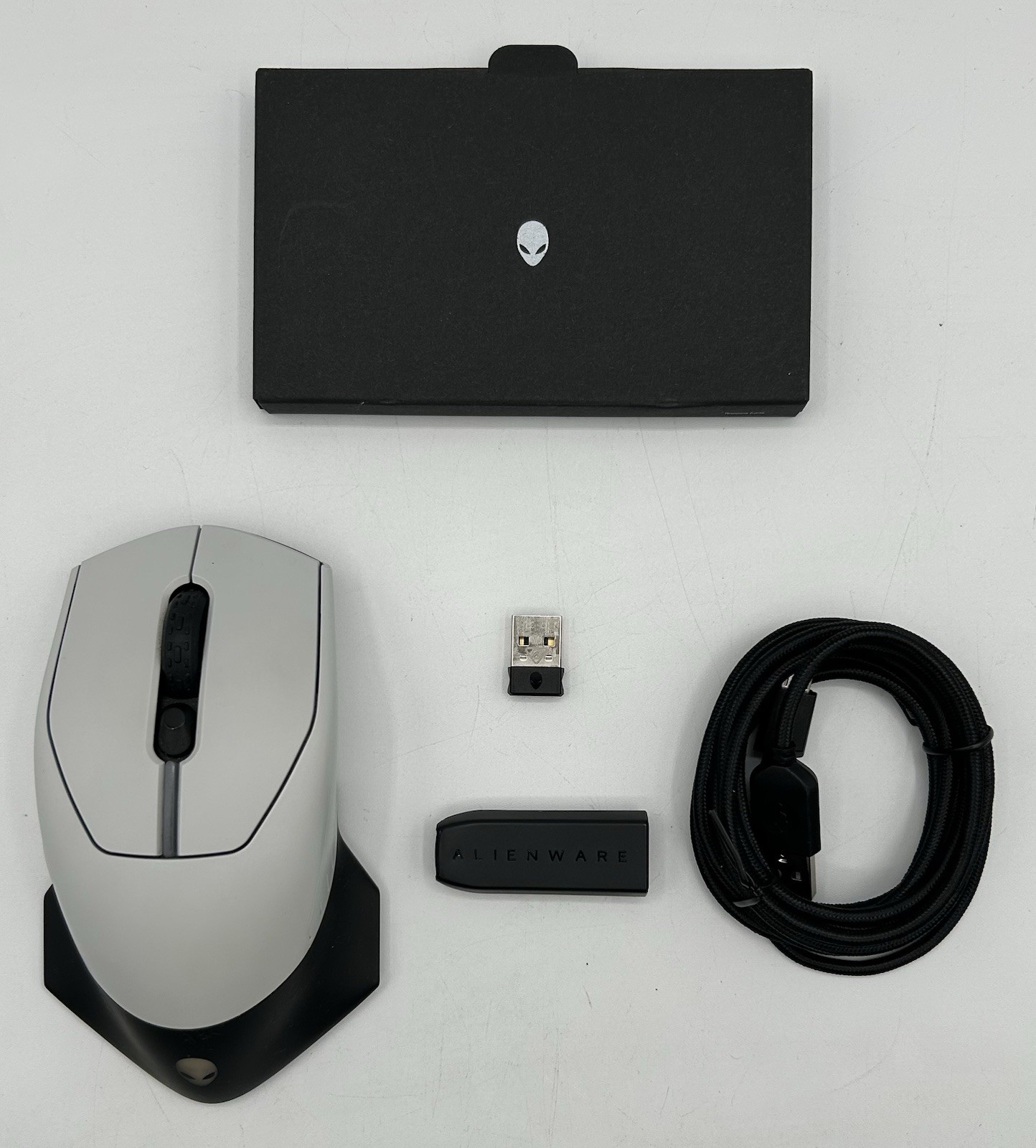 Alienware AW610M Wired/Wireless Gaming Mouse - Lunar Light - Used
