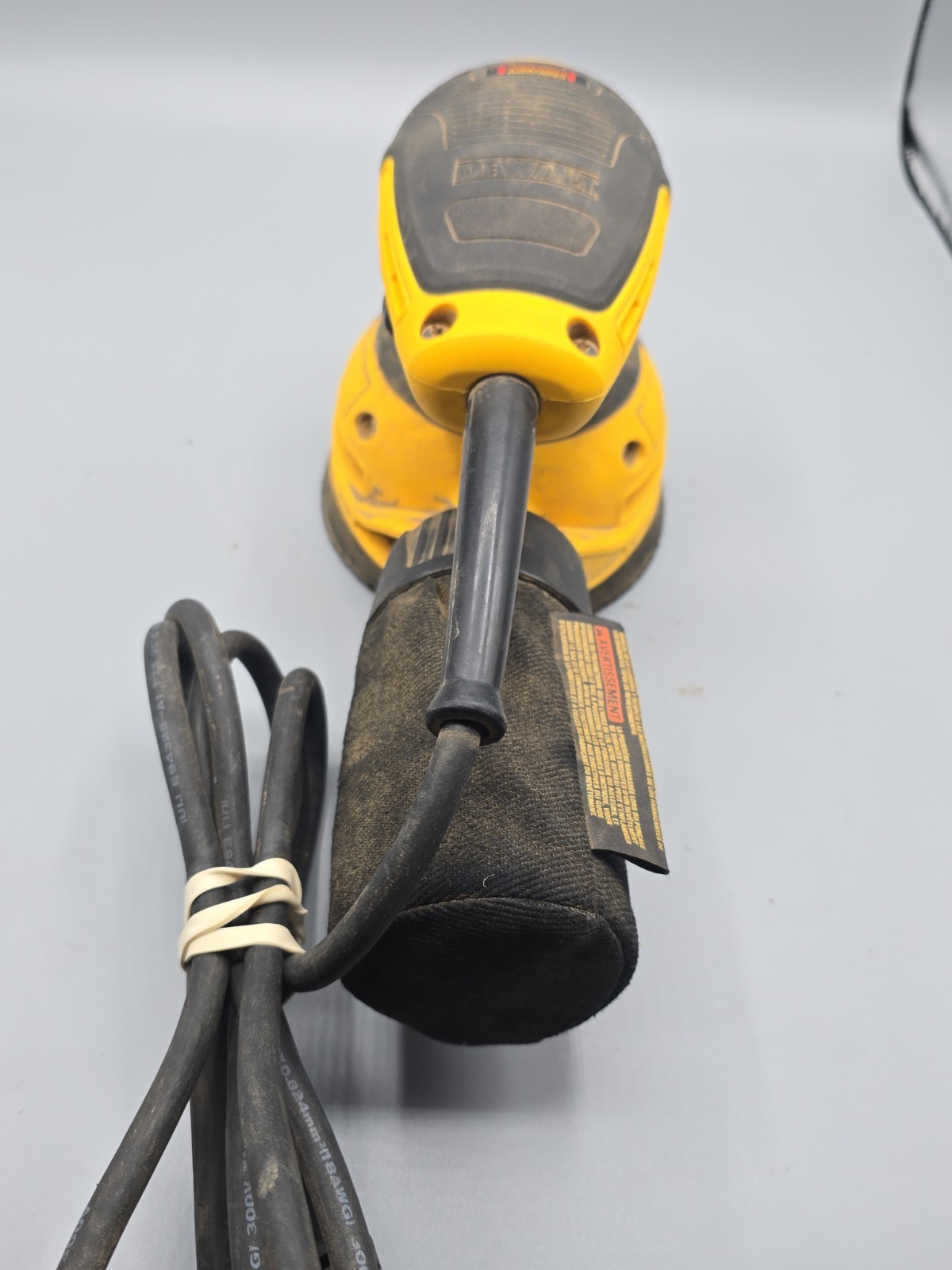 Dewalt DWE6423 Orbit Palm Sander