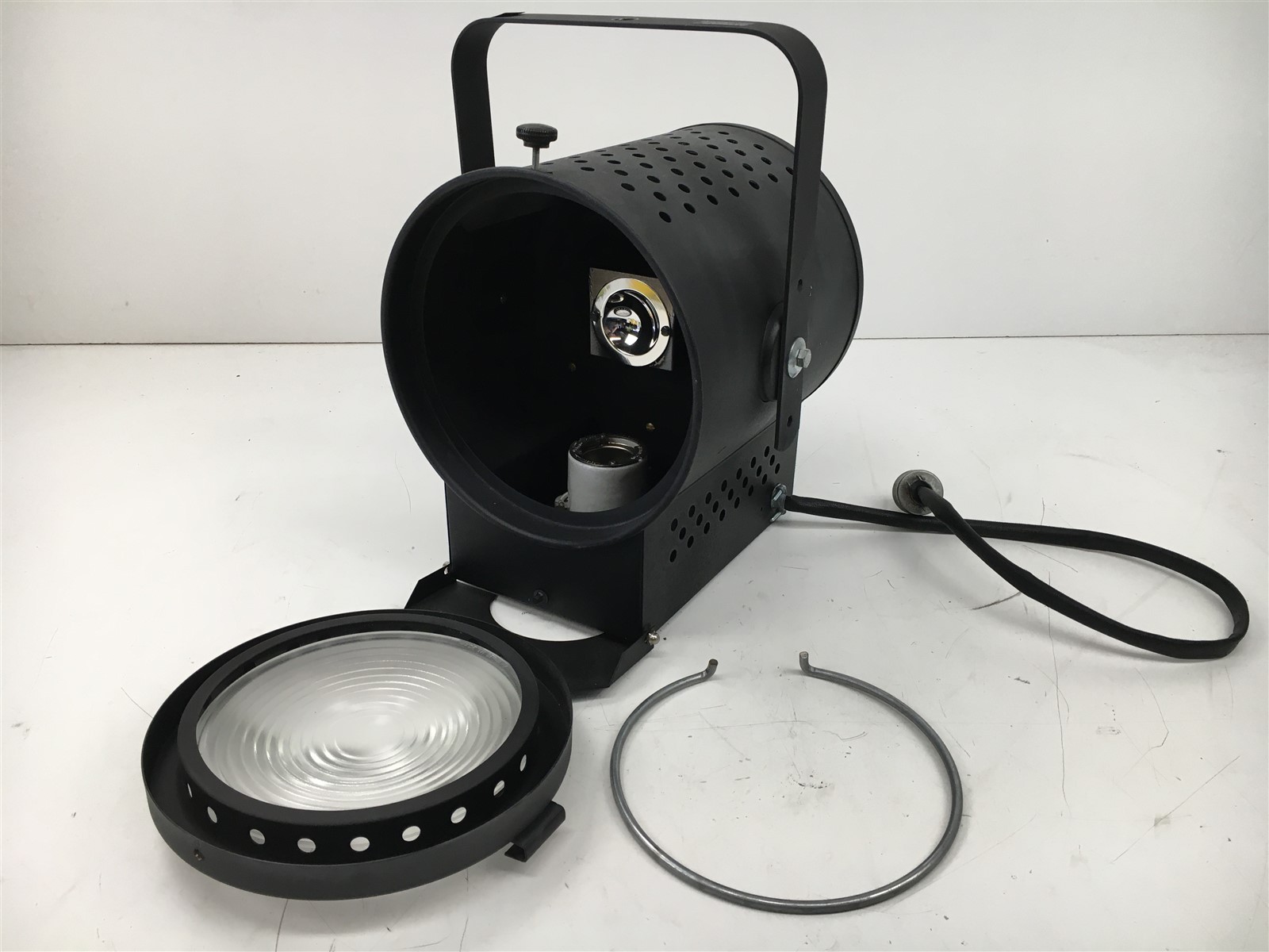 Altman 175Q Stage & Studio Lighting Unit 1K 8" Fresnel 1000W