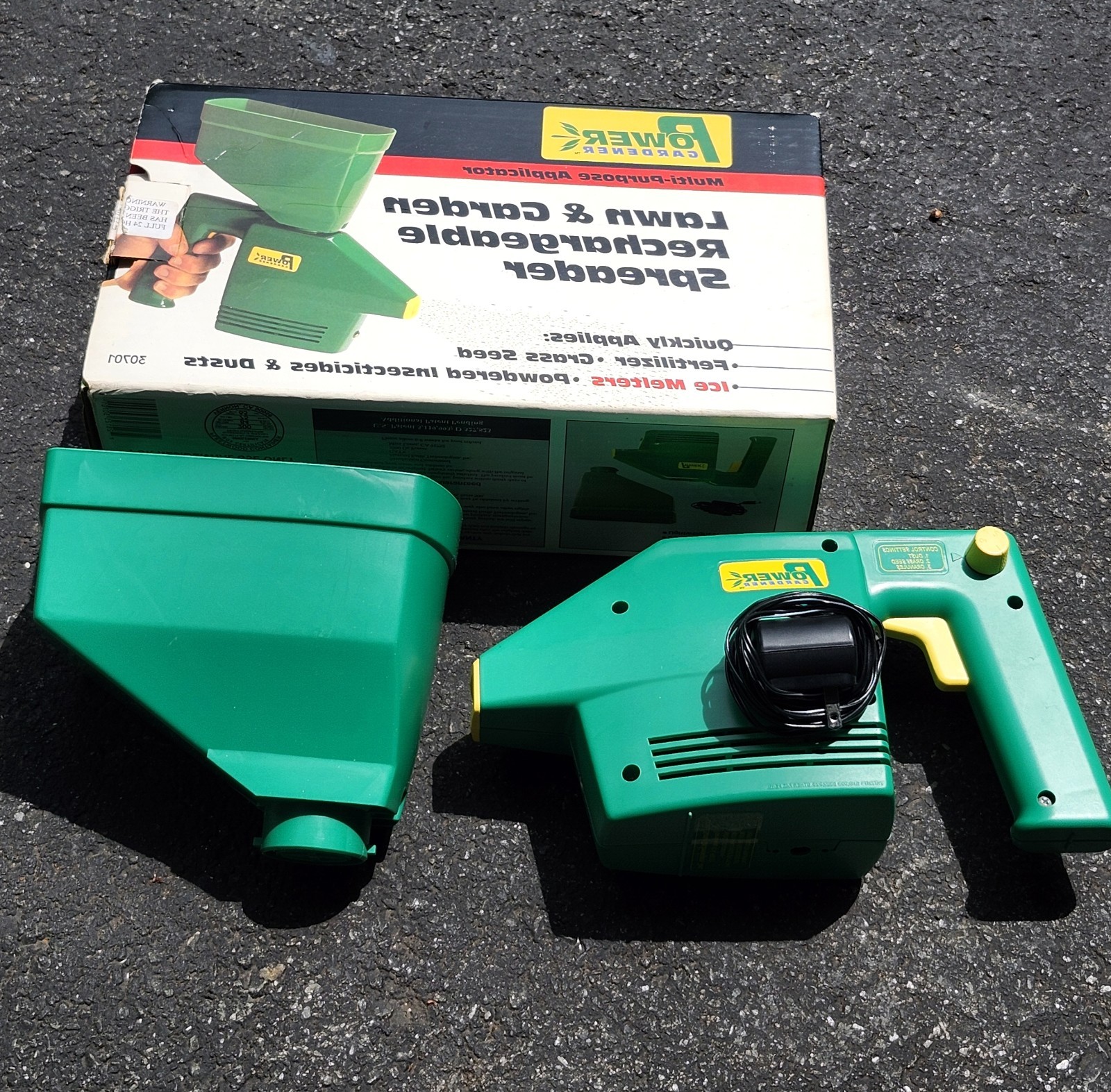 Lawn & Garden Rechargeable Seed Spreader #30701 Power Gardener Salt New Cordless