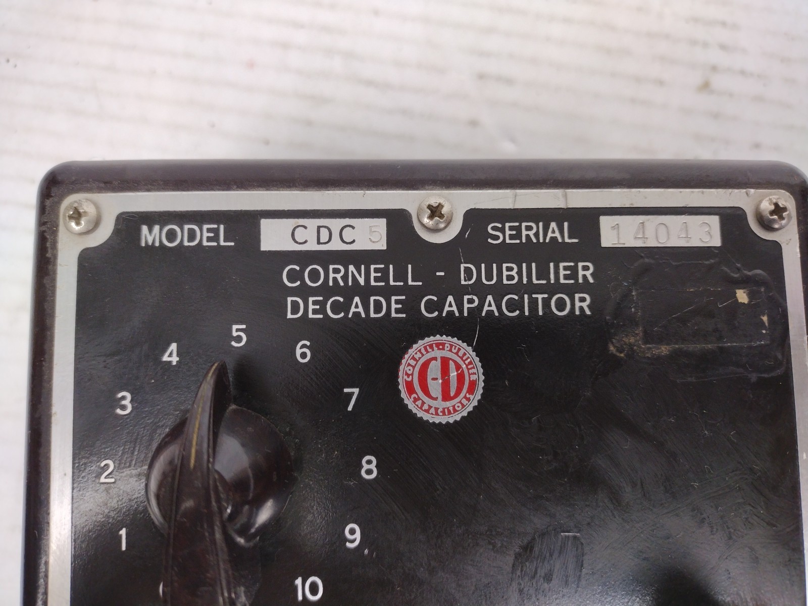 Cornell Dubilier Decade Capacitor CDC 5 Box 600 VDC 220 VAC Max