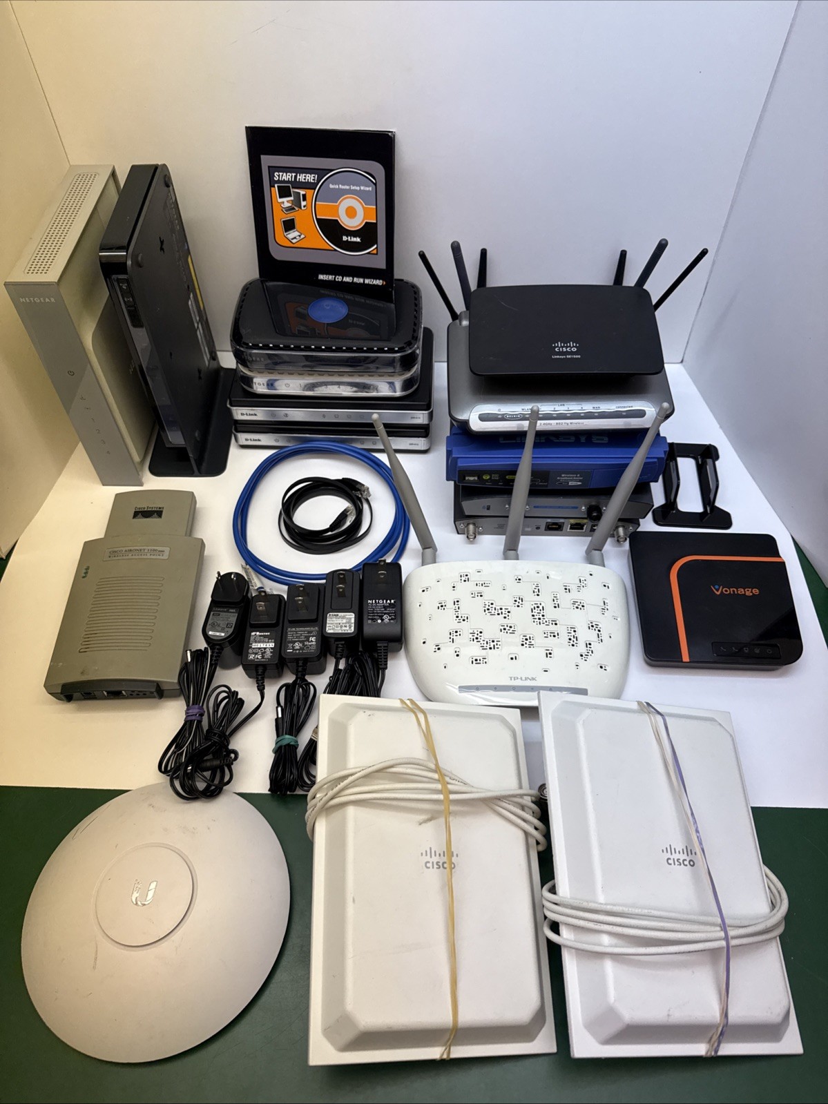 Ubiquiti Networks UAP-AC-PRO 1300Mbps Wireless Access Point