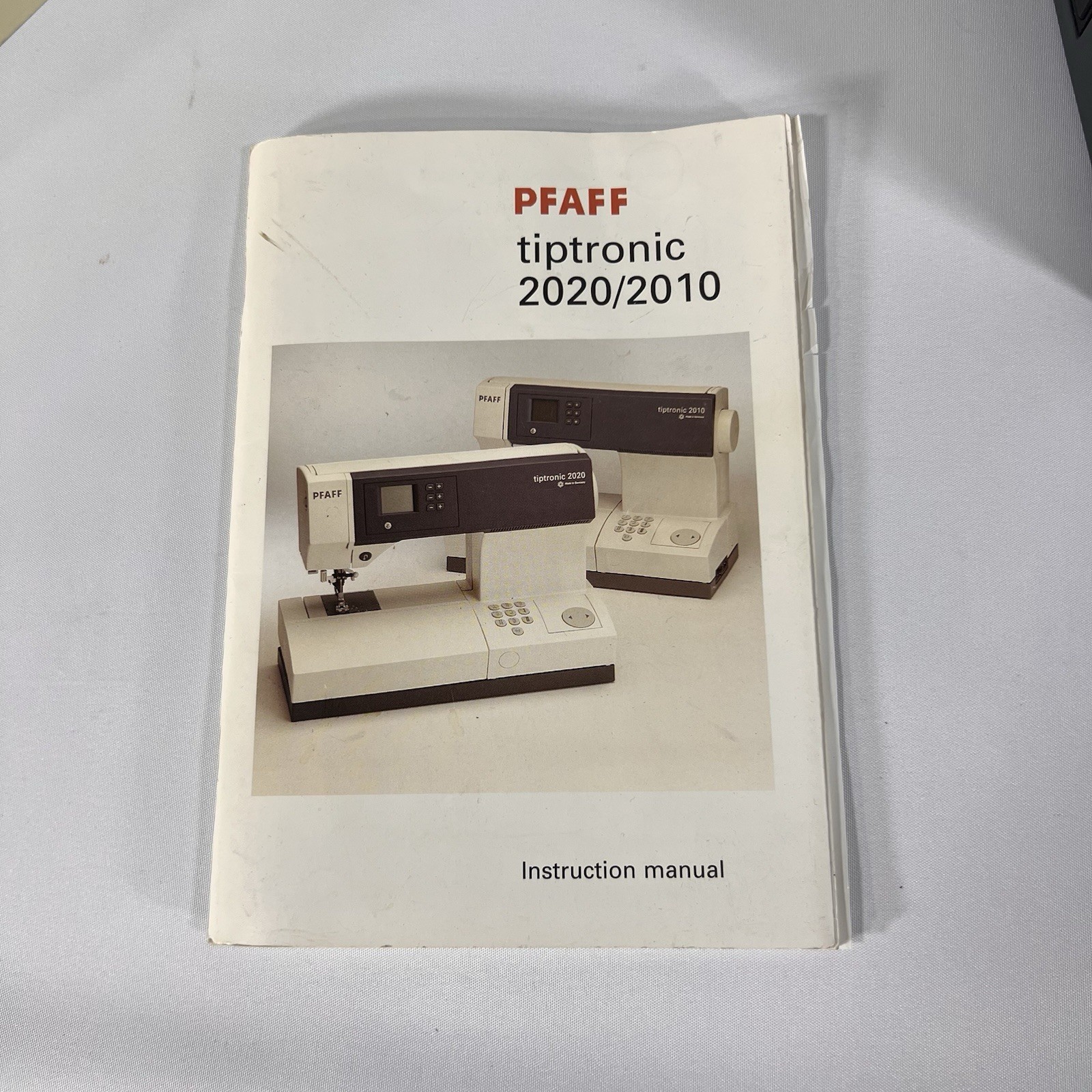 PFAFF Tiptronic 2020 Sewing Machine Tested Working