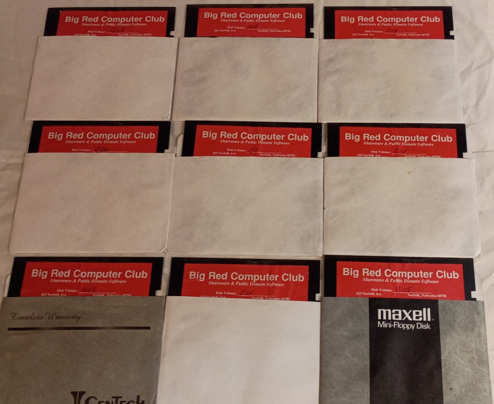 LOT OF NINE BIG RED COMPUTER CLUB FLOPPY DISKS UNTESTED