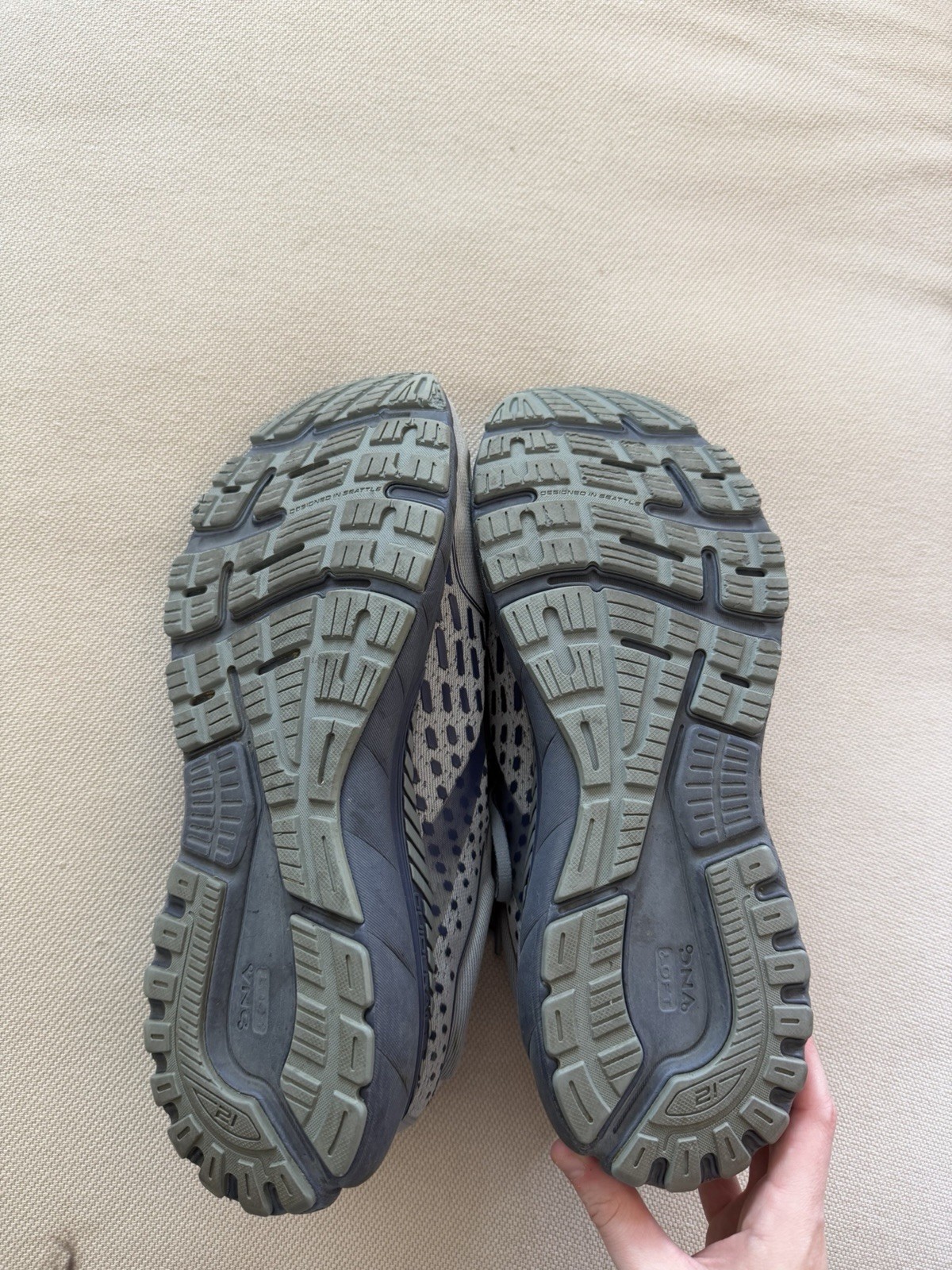 Brooks Adrenaline GTS 21 Men's Running Shoes Gray Blue Mesh US Size 11 D