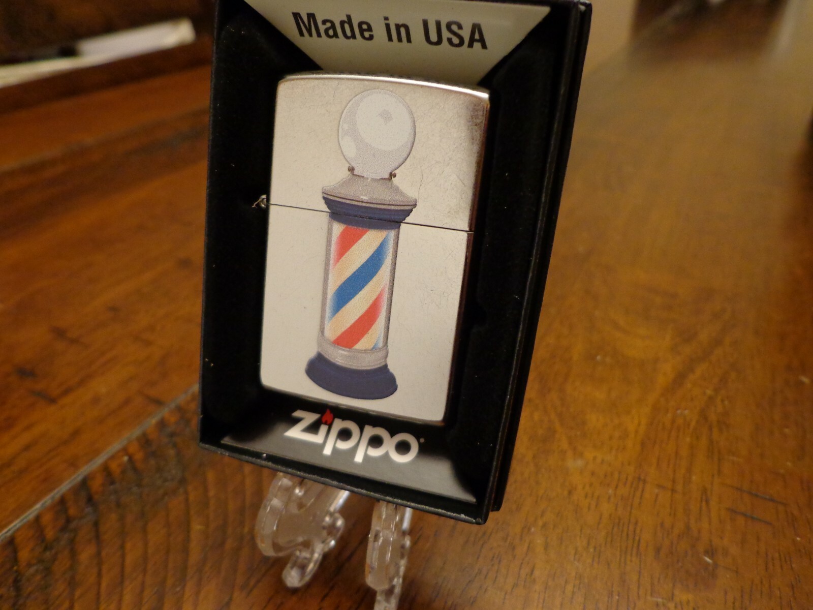 BARBER POLE RETRO VINTAGE DESIGN ZIPPO LIGHTER MINT IN BOX