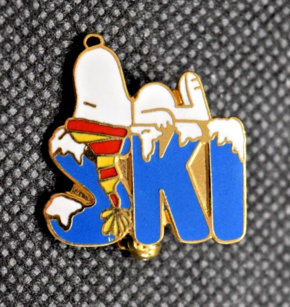 Ski Snoopy Blue Ski Travel Souvenir Lapel Pin