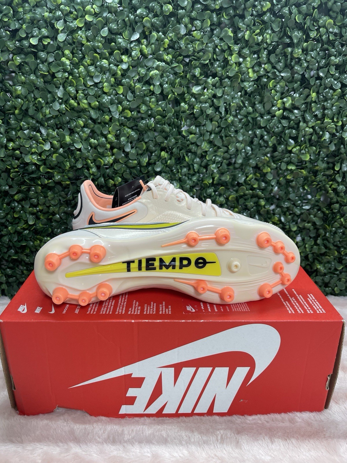 Men's Sz 9 - Nike Tiempo Legend 9 Elite AG Pro “Guava” DB0824-801 Lucent Pack