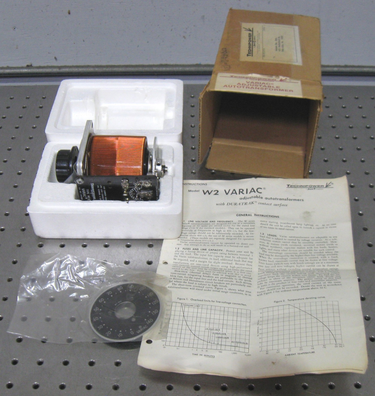 C201228 TechniPower W2BB VARIAC Variable Autotransformer (120V, 2.4A, 50-60Hz)