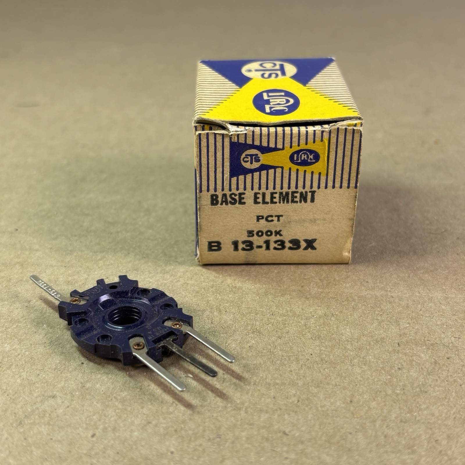 VTG USED CTS IRC BASE ELEMENT PCT 500K B13-133X FOR HAM RADIO