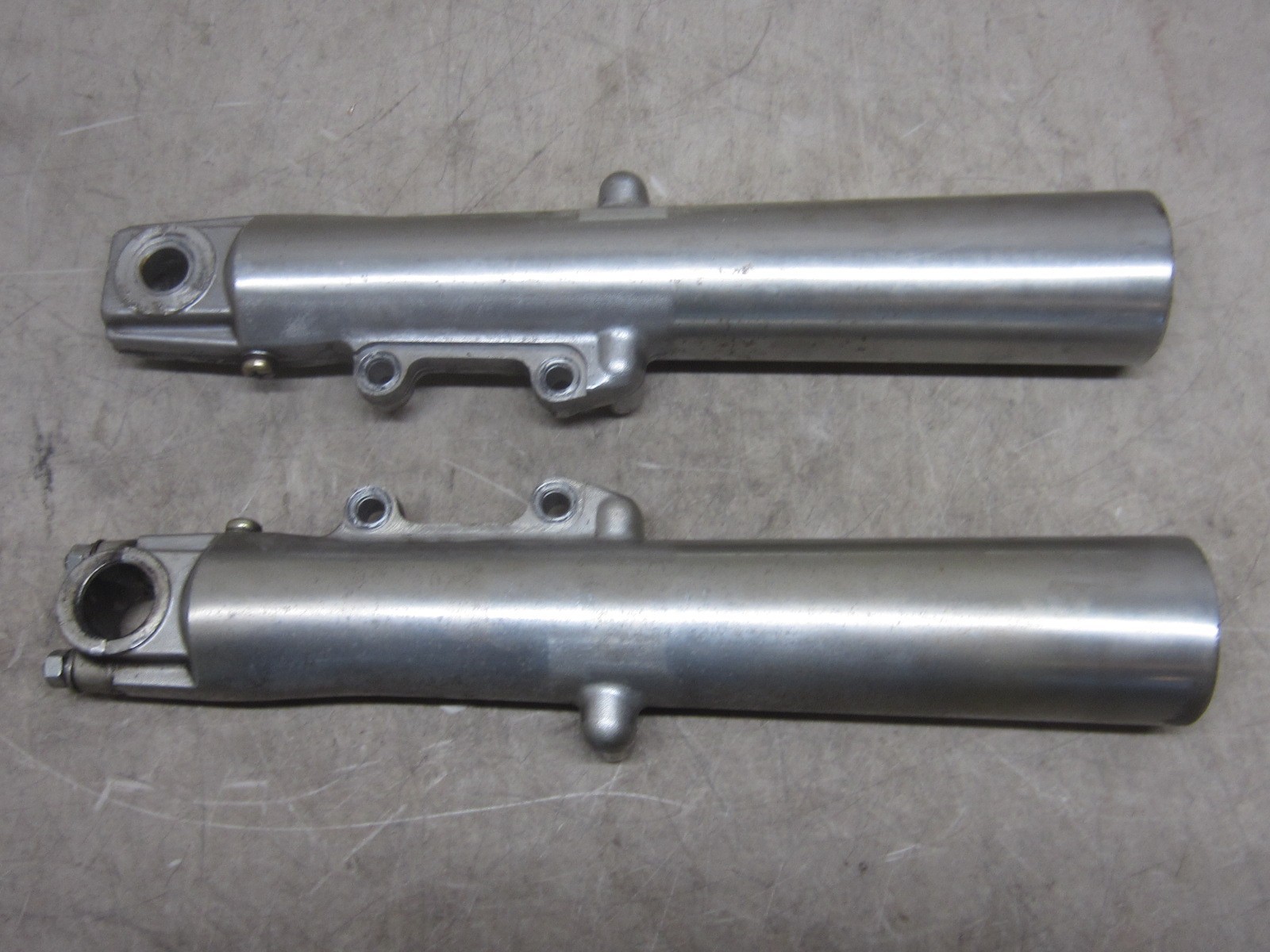 Harley '00-'13 Touring lower legs, 46498-00A, 46496-00A,  good shape, used #4485