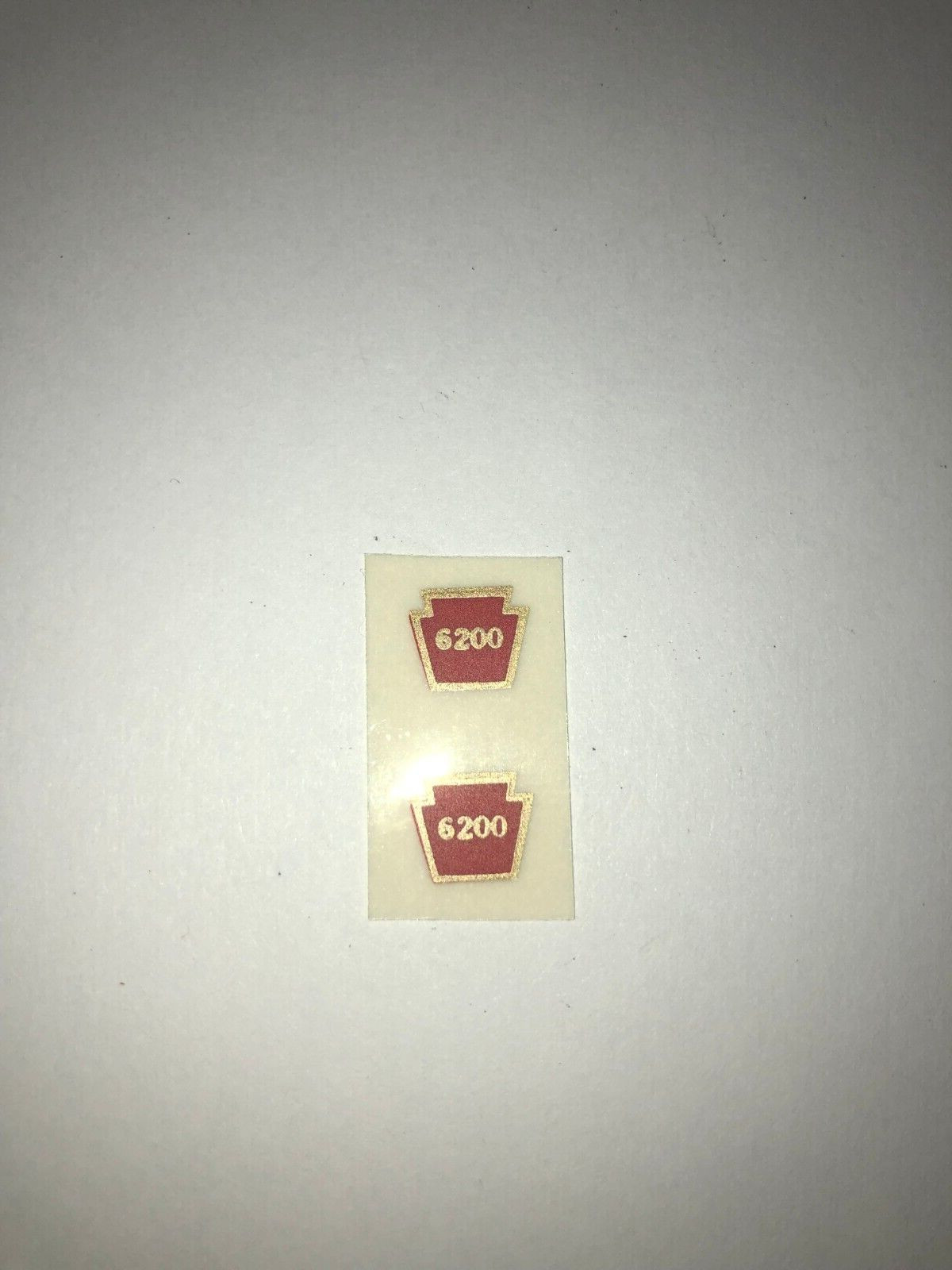 LIONEL DECAL , 671 681 682 2020 , PAIR OF KEYSTONES WITH 6200 , SELF STICK