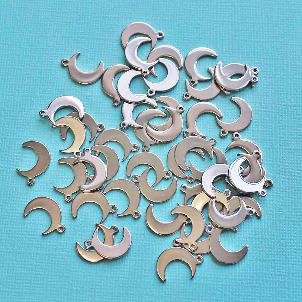 10 Stainless Steel Moon Pendants Stamping Tags - MT288