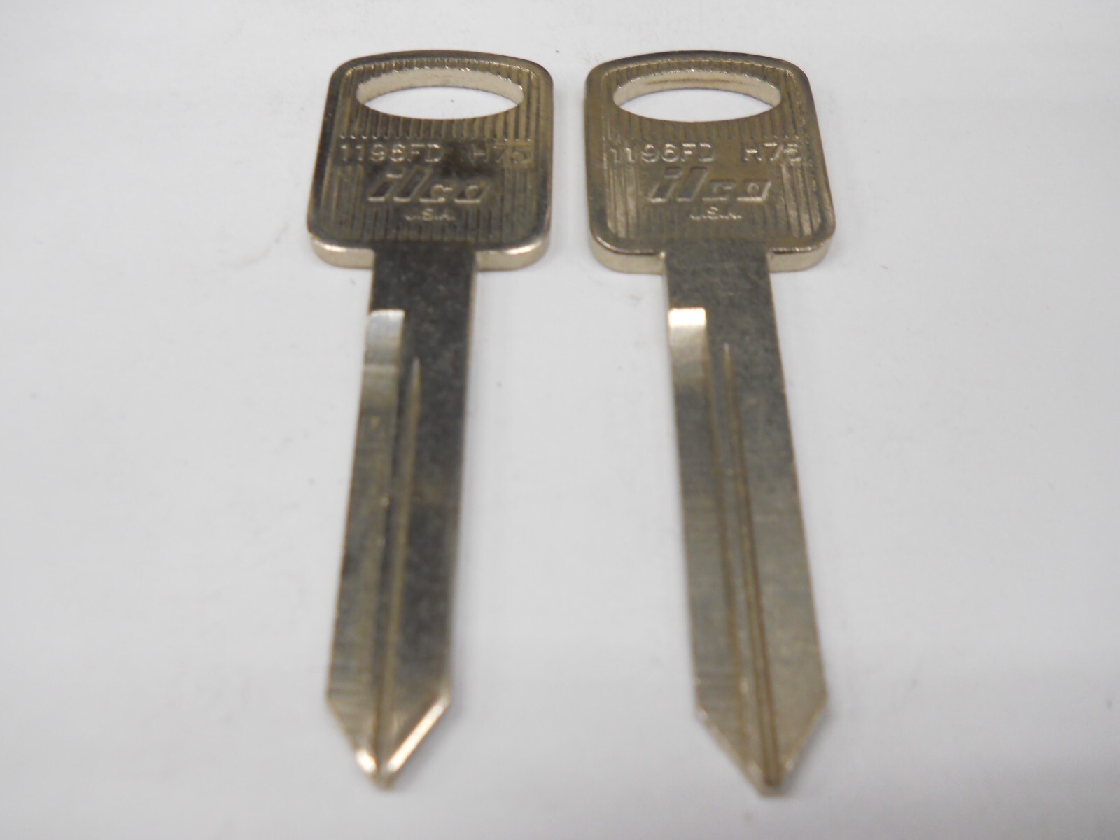 Ilco H75 Key Blank Fits Ford Super Duty E series 8 Cut Non-Chip 1196FD Lot of 2