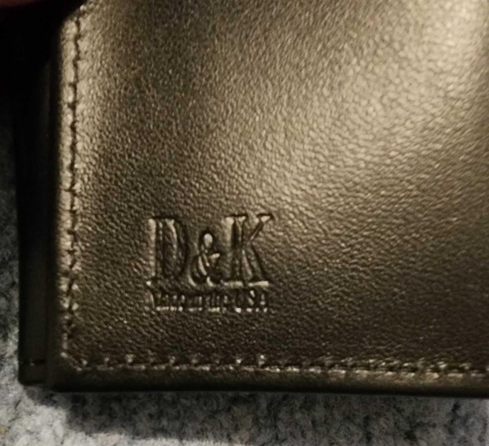 D&K TRI FOLD WALLET FOR MIAMI DADE COUNTY BADGE