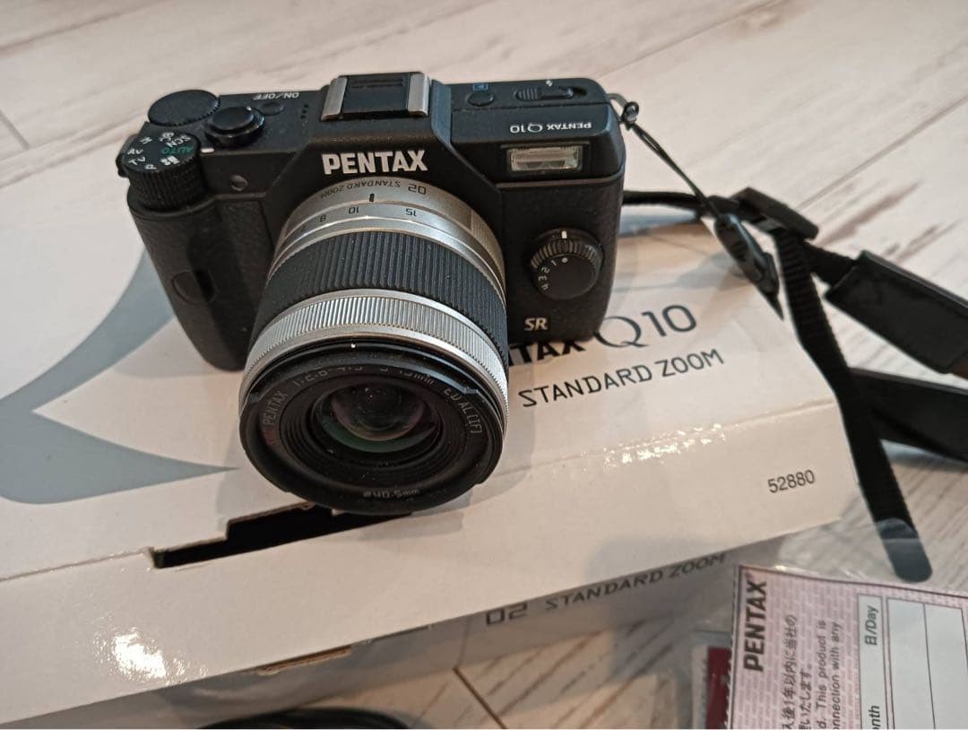 PENTAX Mirrorless Camera with Charger Excellent Condition No Accessories